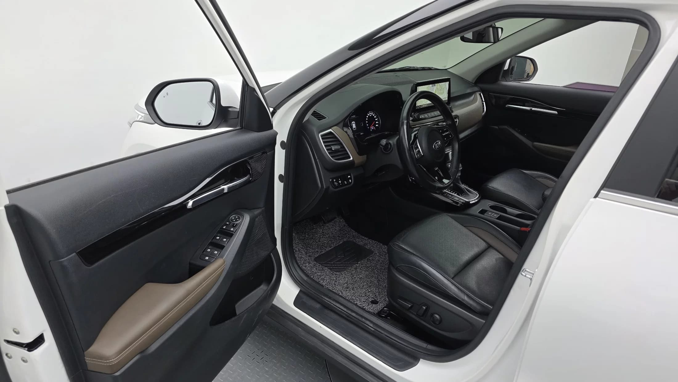 Kia Seltos Gasoline 1.6 Turbo 2WD Signature, 2021 г. 78523 км. — фото 10