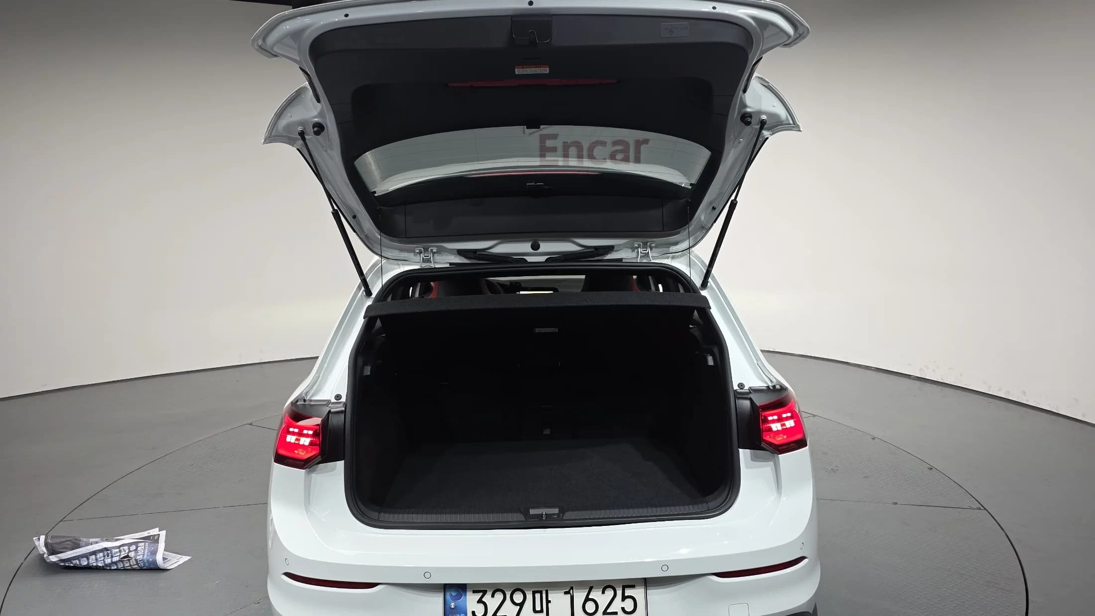 Volkswagen GOLF 2.0 GTI, 2022 г. 48849 км. — фото 20