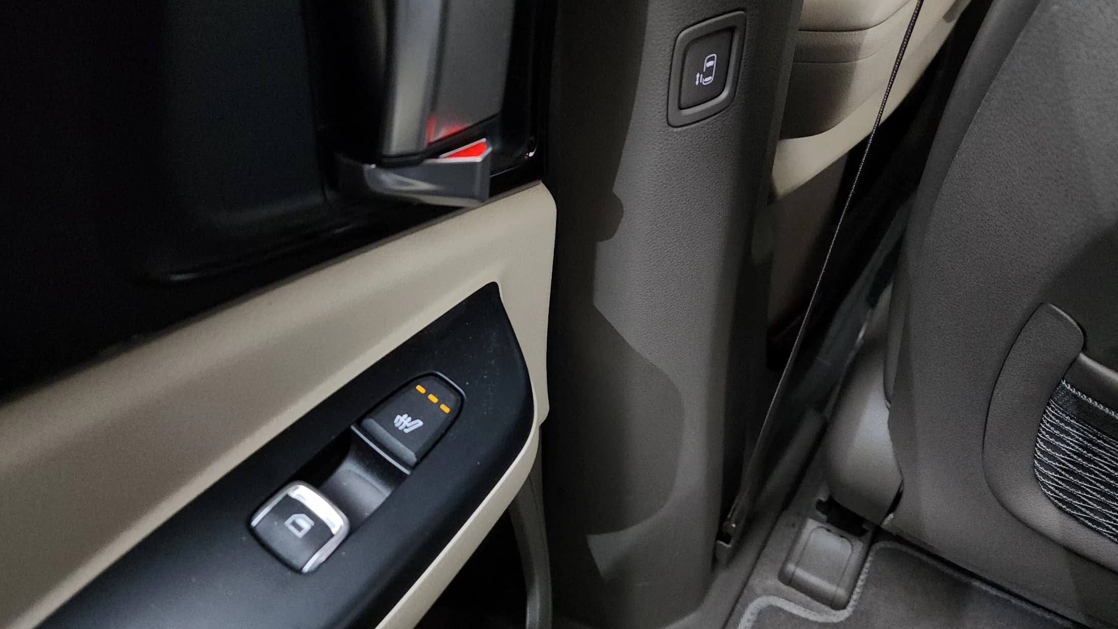 Kia Carnival 9-Seater Prestige, 2022 г. 60855 км. — фото 19