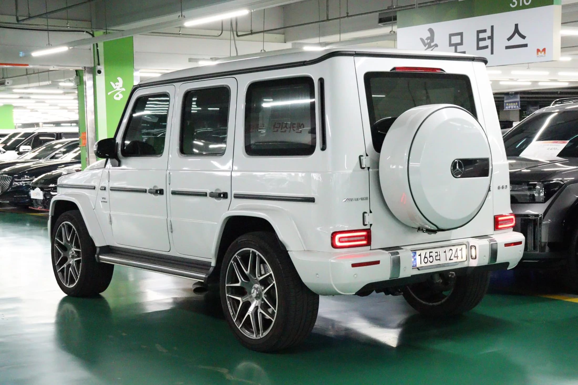 Mercedes-Benz G-Class AMG G63 Manufaktur, 2023 г. 24755 км. — фото 6