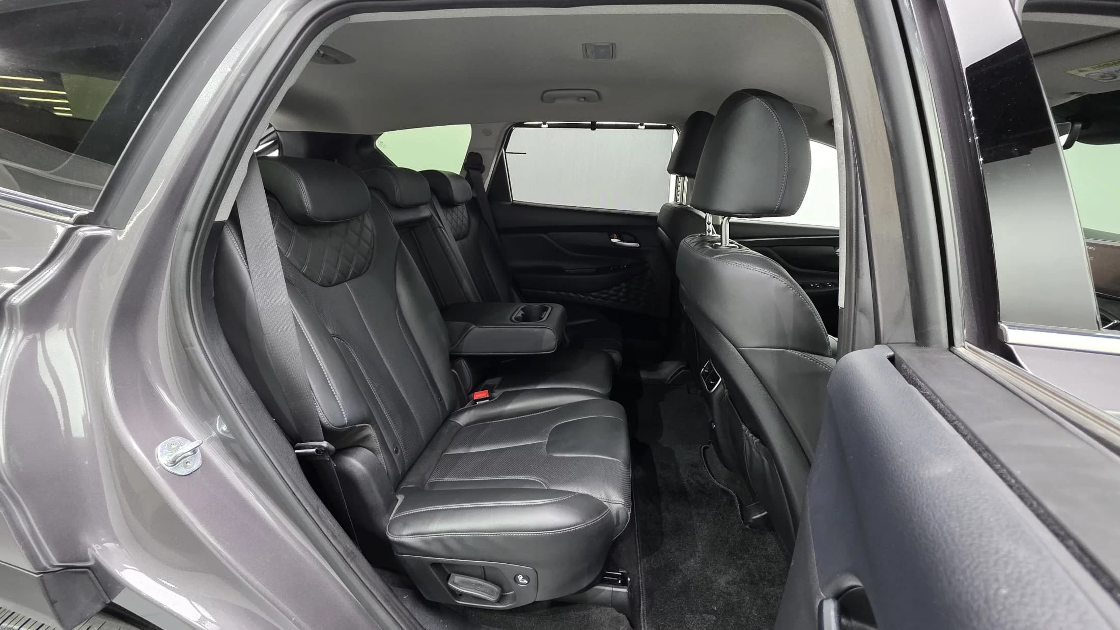 Hyundai Santa Fe HEV 1.6 4WD Prestige, гибрид, 2022 г. 88925 км. — фото 19