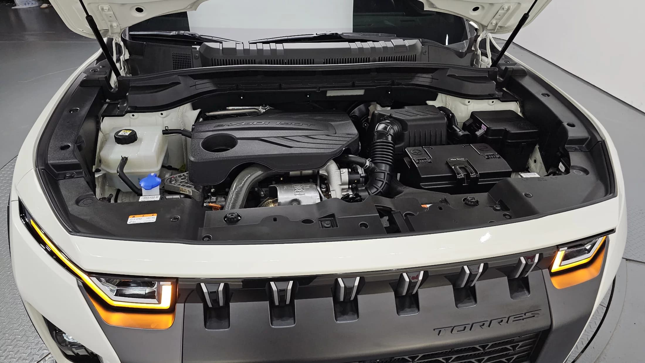 SsangYong Torres Gasoline 1.5 2WD Black Edition, 2024 г. 13830 км. — фото 6