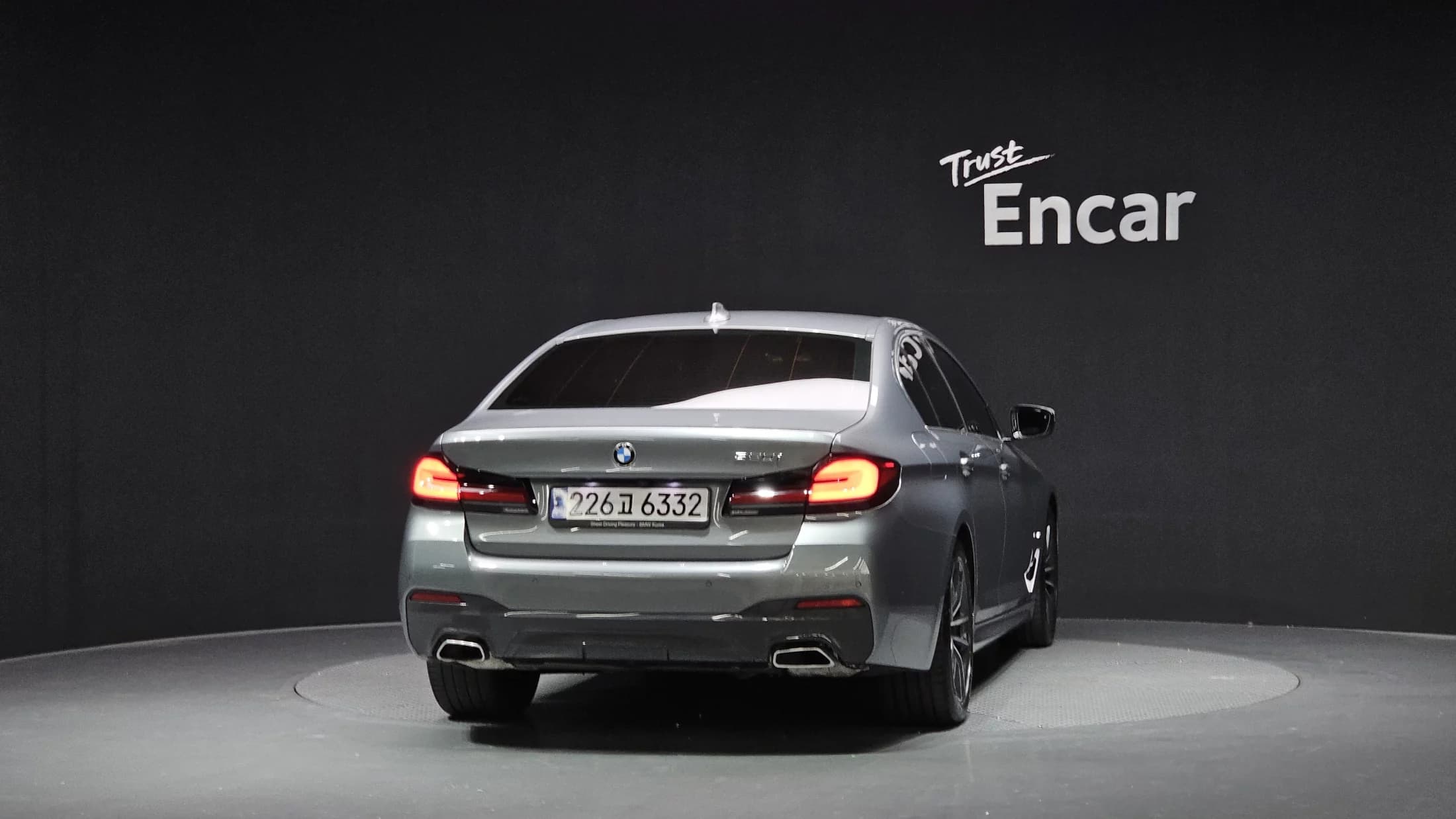 BMW 5-Series 520i M Sport, 2022 г. 27654 км. — фото 4