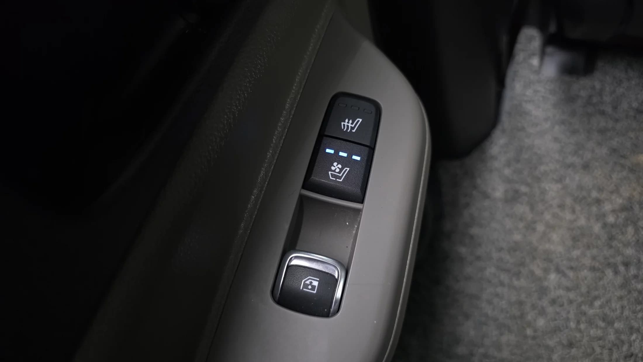 Kia Carnival 7-Seater Outdoor Noblesse, 2024 г. 36189 км. — фото 19