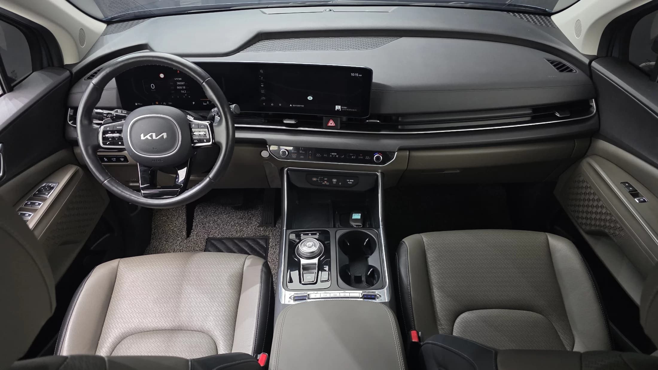 Kia Carnival 7-Seater Outdoor Noblesse, 2024 г. 36189 км. — фото 7