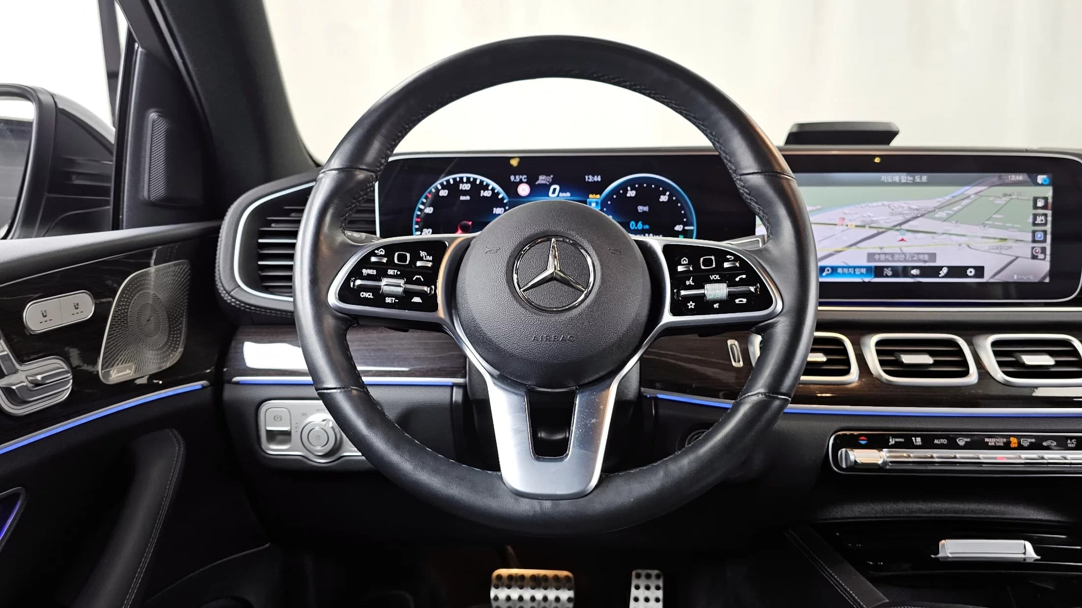 Mercedes-Benz GLE-Class GLE400d 4MATIC Coupe, 2022 г. 49580 км. — фото 13