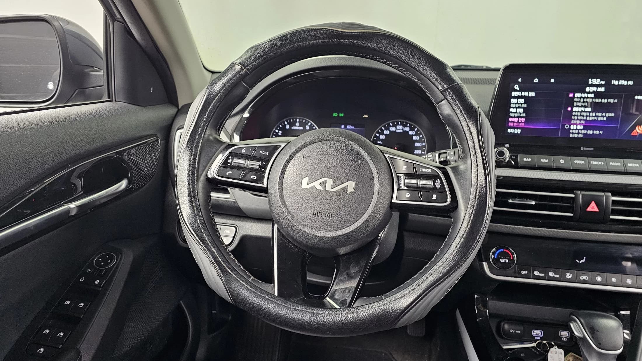 Kia Seltos Gasoline 1.6 Turbo 2WD Trendy, 2021 г. 82800 км. — фото 13