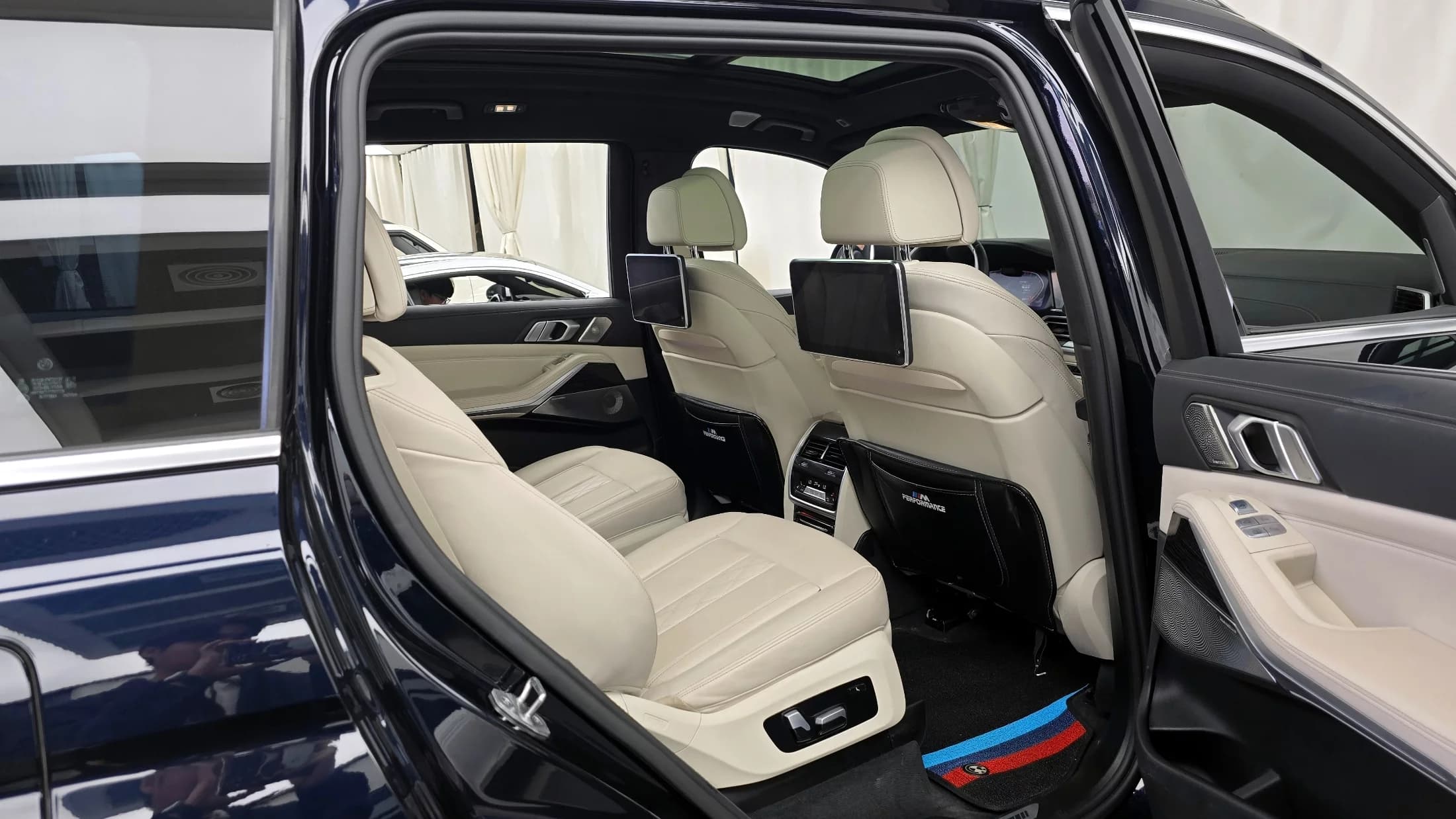 BMW X7 xDrive 40i M Sport 6STR, 2021 г. 37192 км. — фото 12