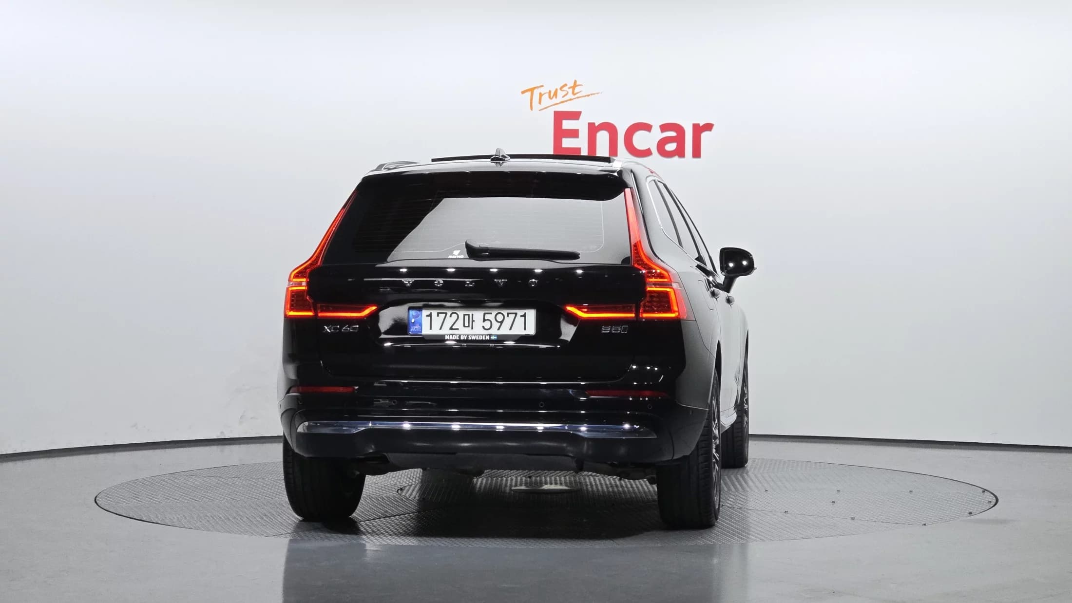 Volvo XC60 B5 Inscription, 2022 г. 28451 км. — фото 4
