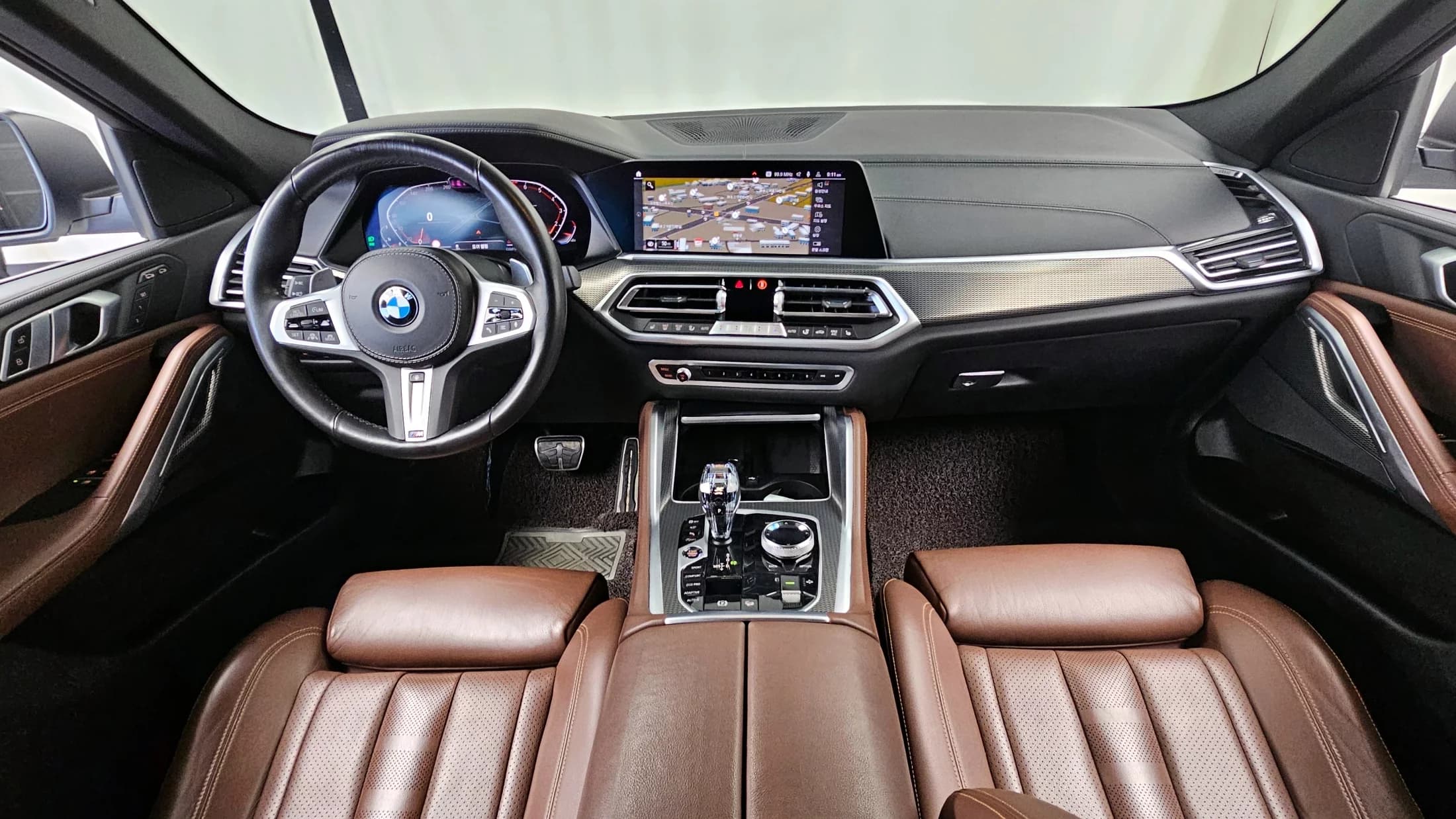 BMW X6 xDrive40i M Sport, 2022 г. 81787 км. — фото 7