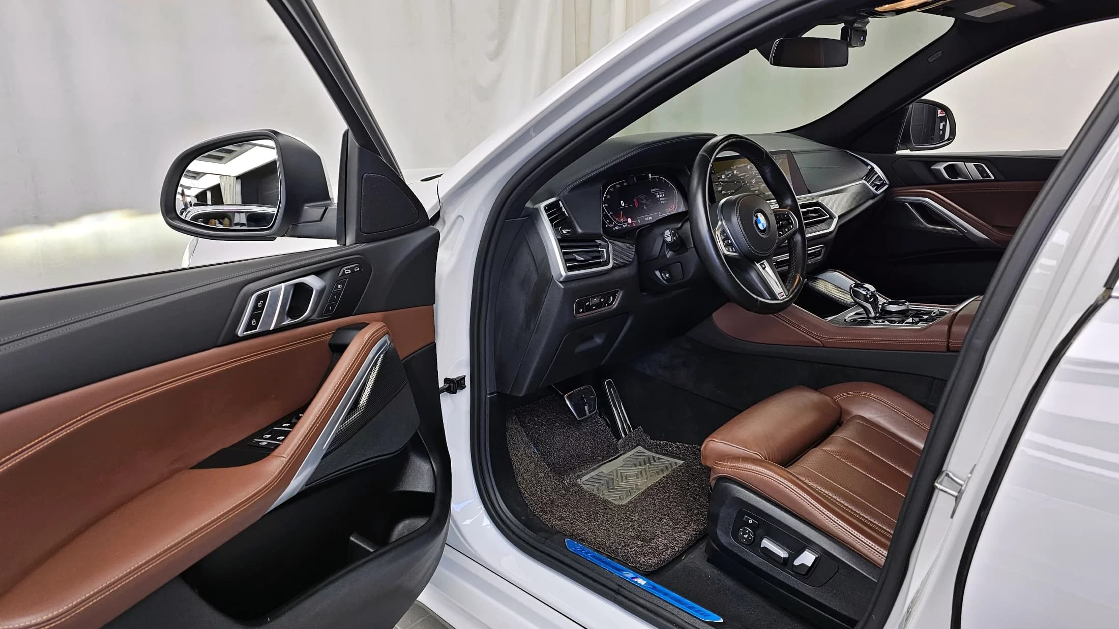 BMW X6 xDrive40i M Sport, 2022 г. 81787 км. — фото 10