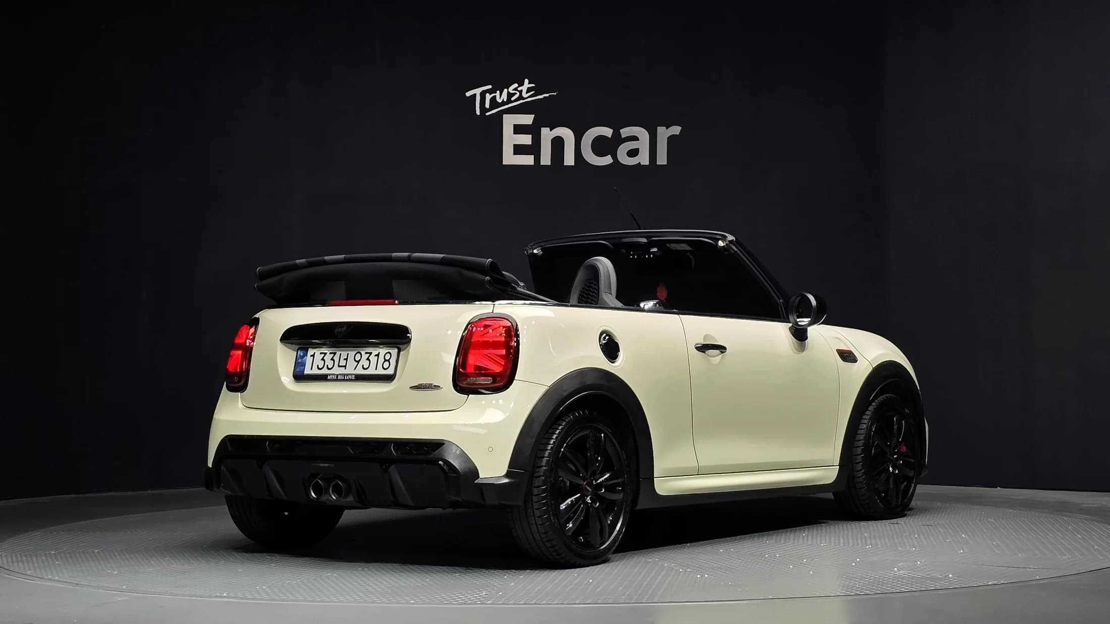 MINI Cooper Convertible JCW 3rd, 2022 г. 32739 км. — фото 2