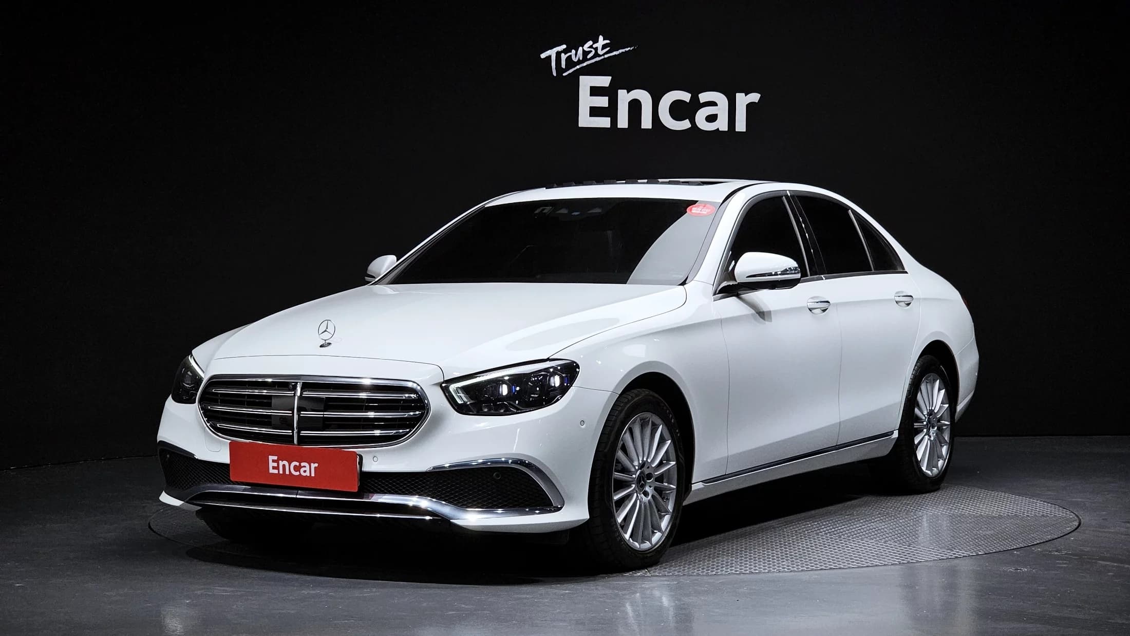 Mercedes-Benz E-Class E250 Exclusive, 2023 г. 24926 км.