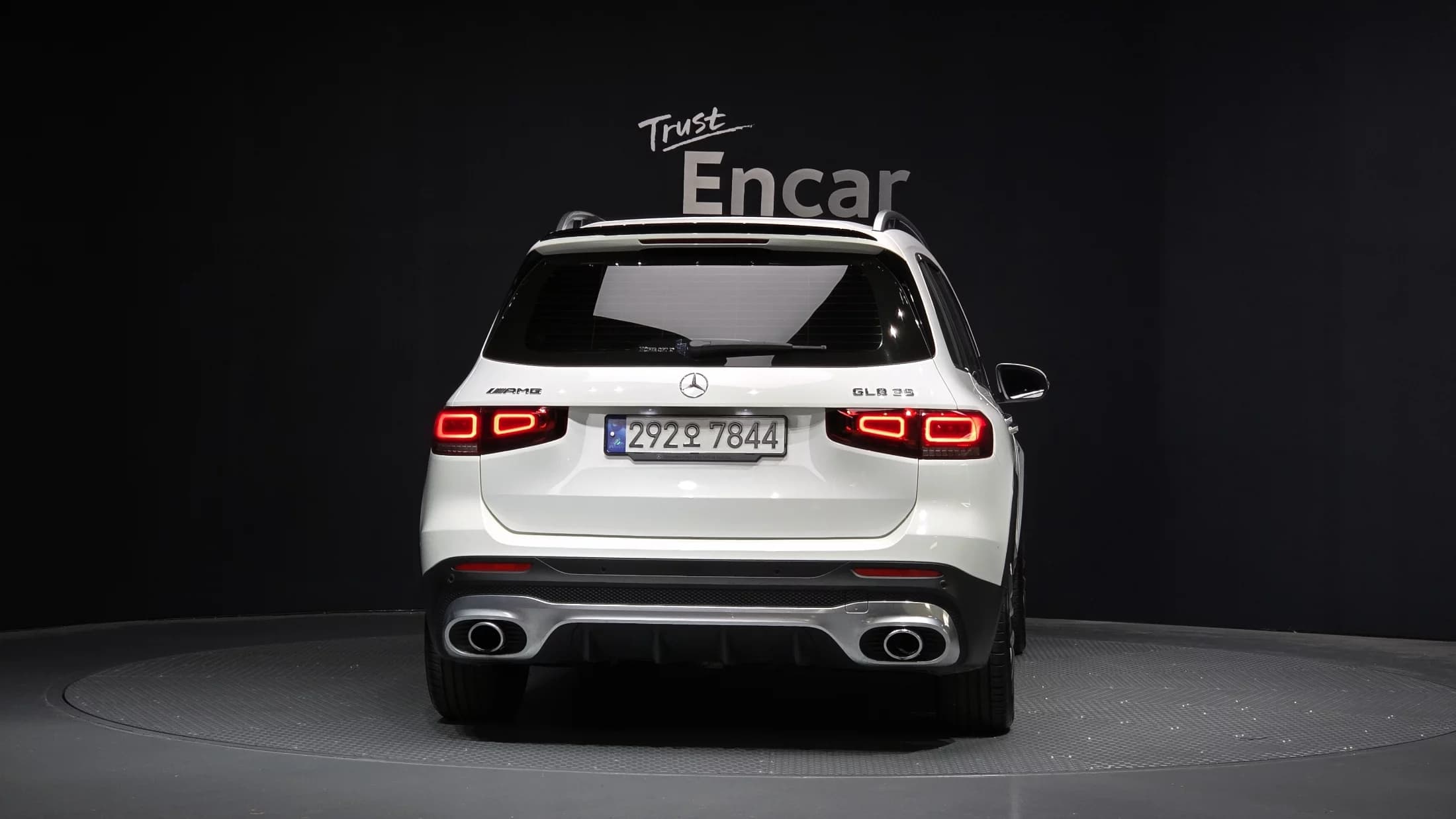 Mercedes-Benz GLB-Class AMG GLB35 4MATIC, 2022 г. 7441 км. — фото 4