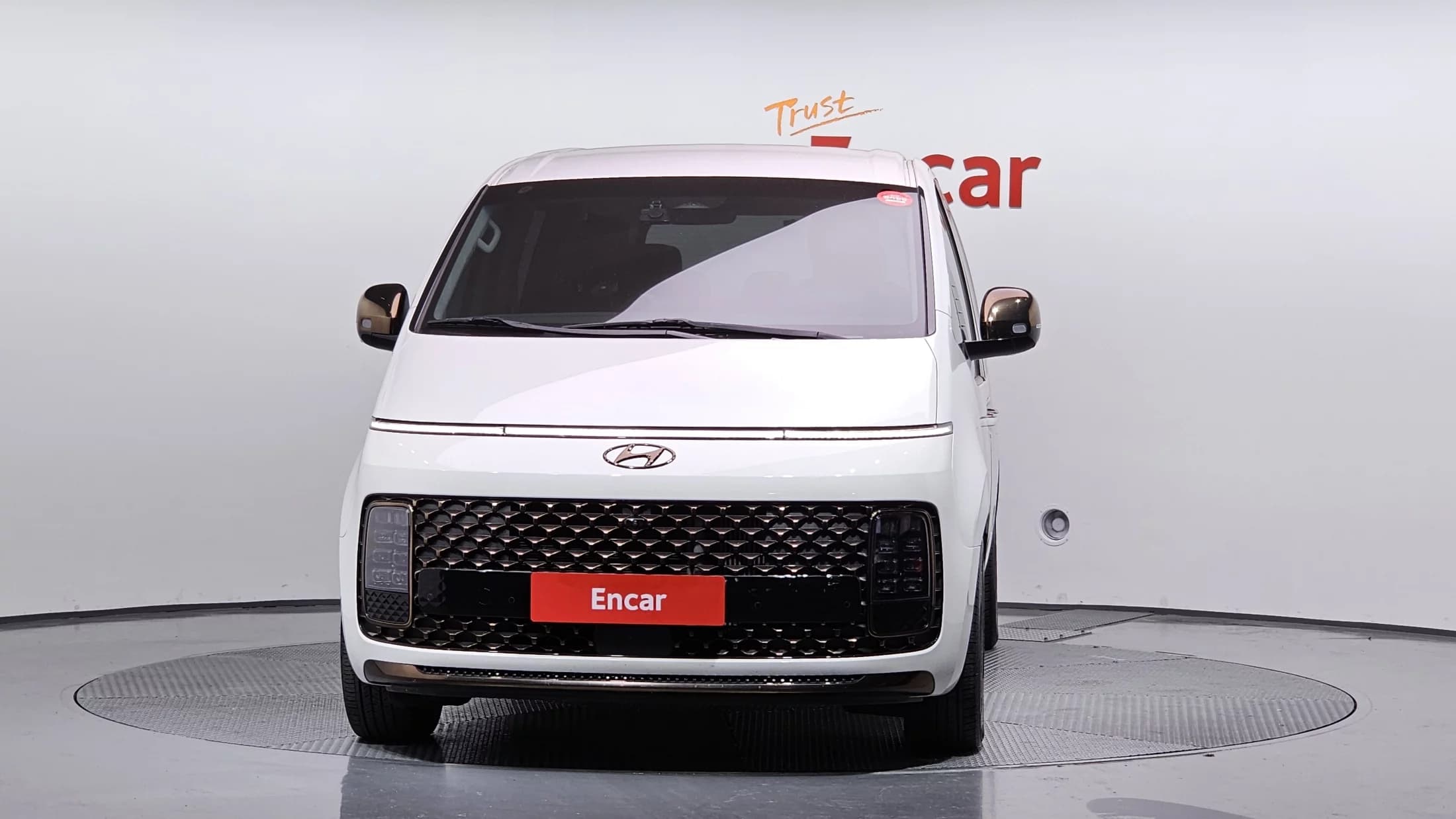 Hyundai Staria Lounge 7-Seater Inspiration, 2022 г. 62654 км. — фото 3