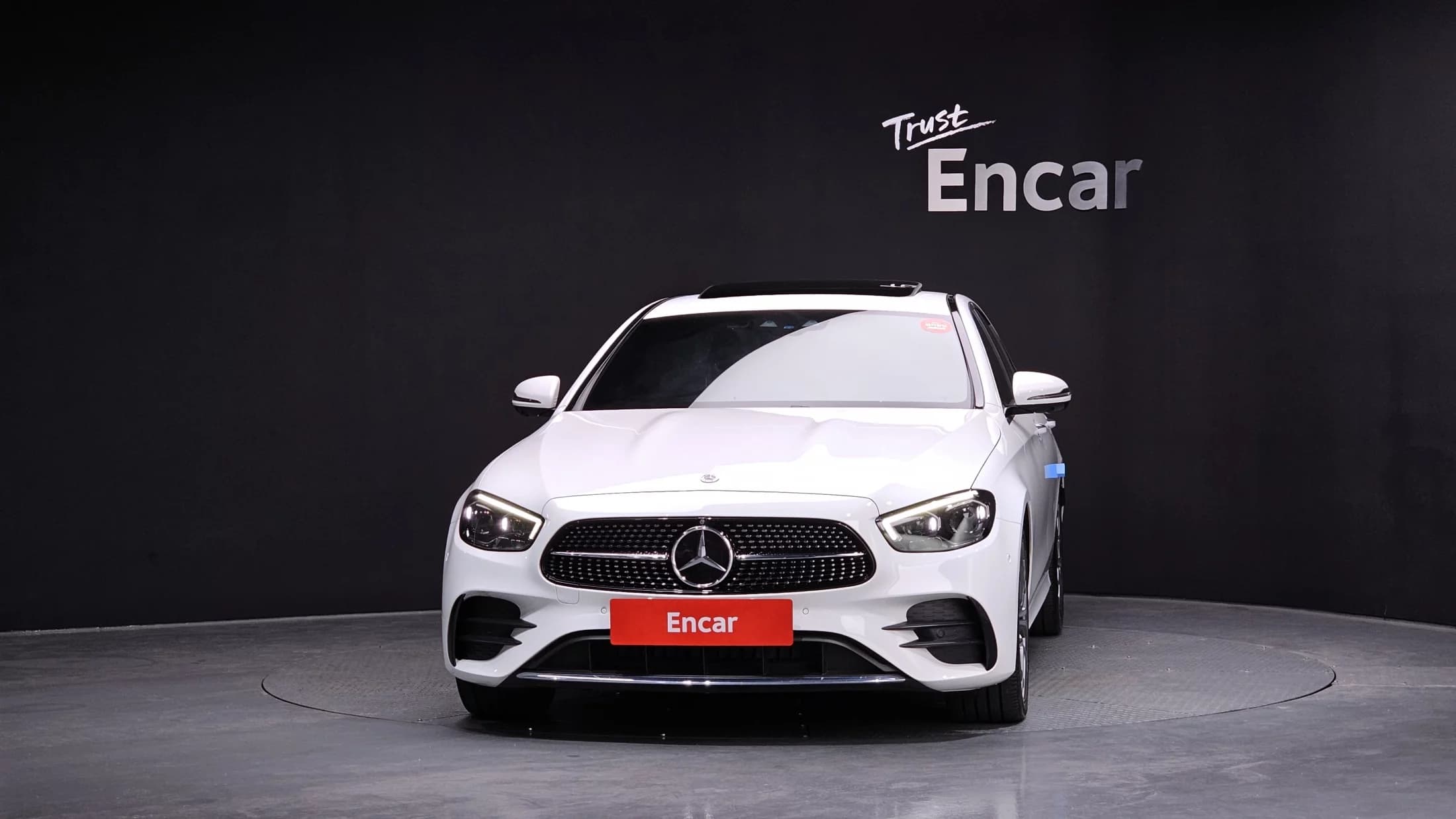 Mercedes-Benz E-Class E220d 4MATIC AMG Line, 2022 г. 91581 км. — фото 3