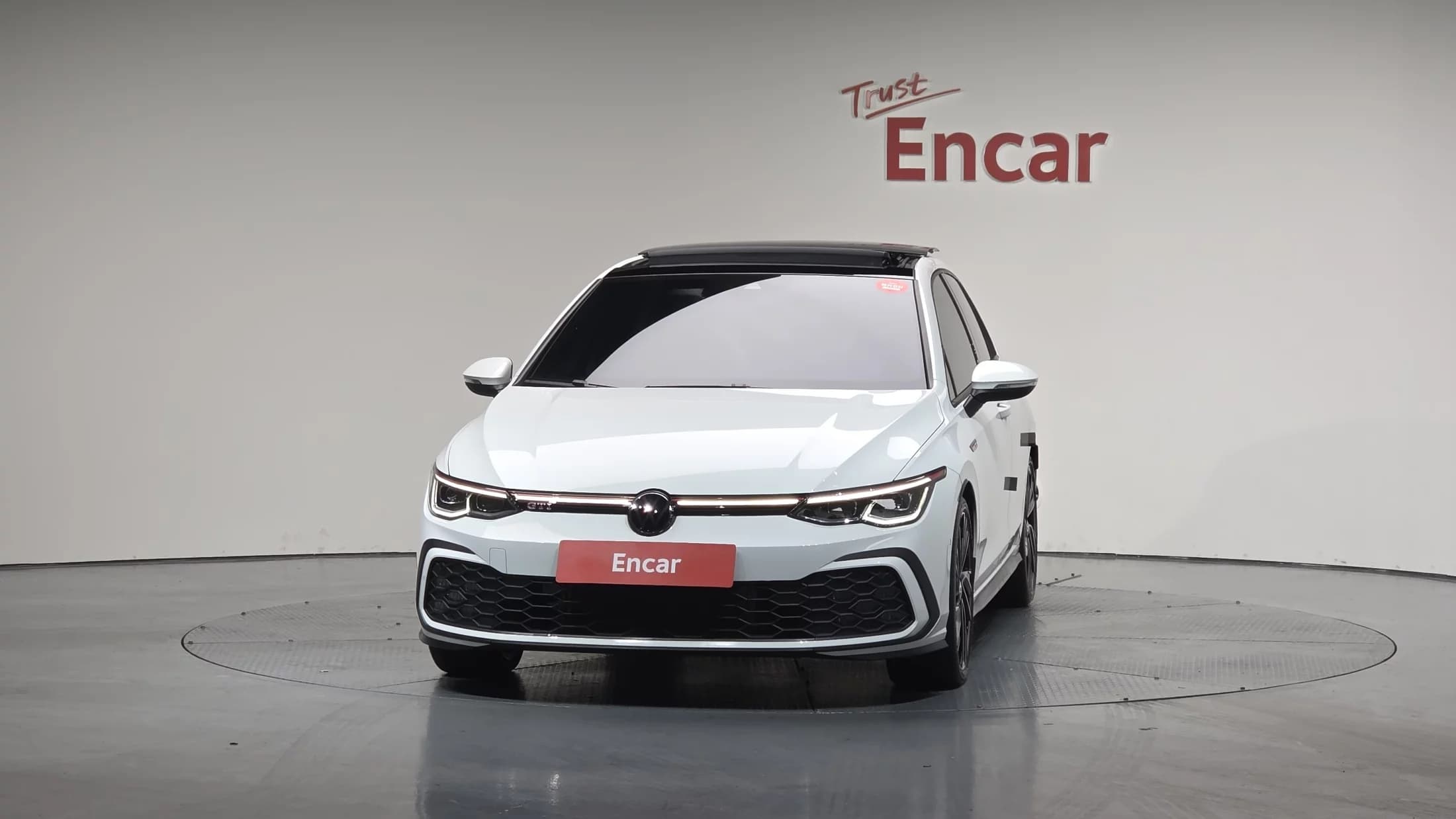 Volkswagen GOLF 2.0 GTI, 2024 г. 5107 км. — фото 3