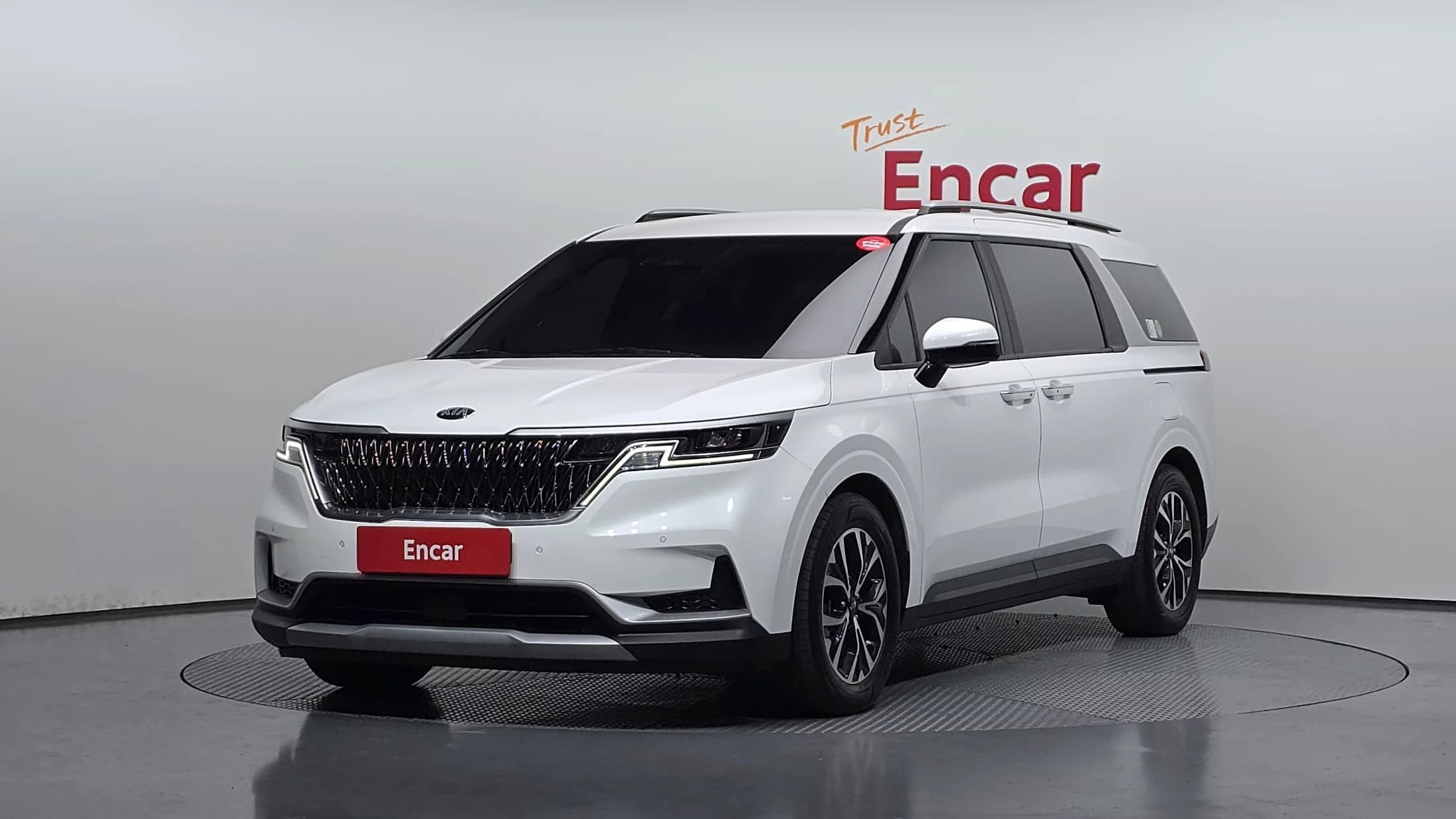 Kia Carnival 9-Seater Prestige, 2021 г. 49758 км.