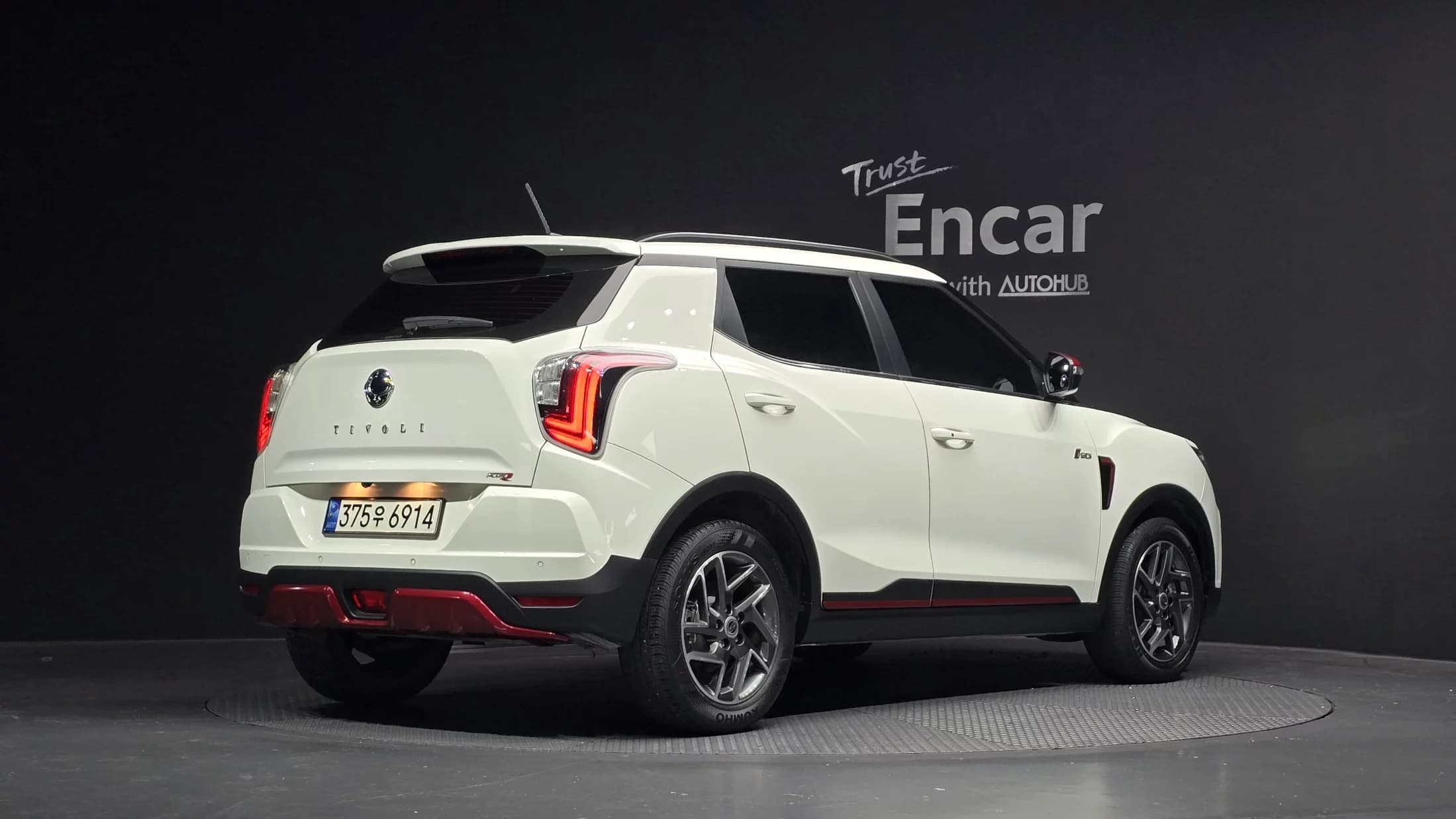 SsangYong TIBOLI Gasoline 1.5 2WD R-PLUS White, 2021 г. 32215 км. — фото 2
