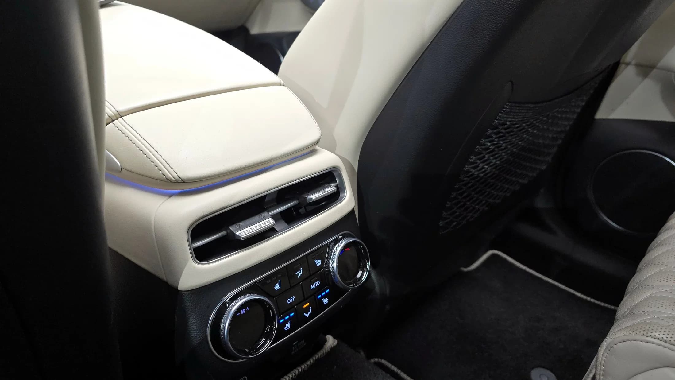 Genesis GV70 2.5T Gasoline AWD, 2023 г. 46959 км. — фото 18