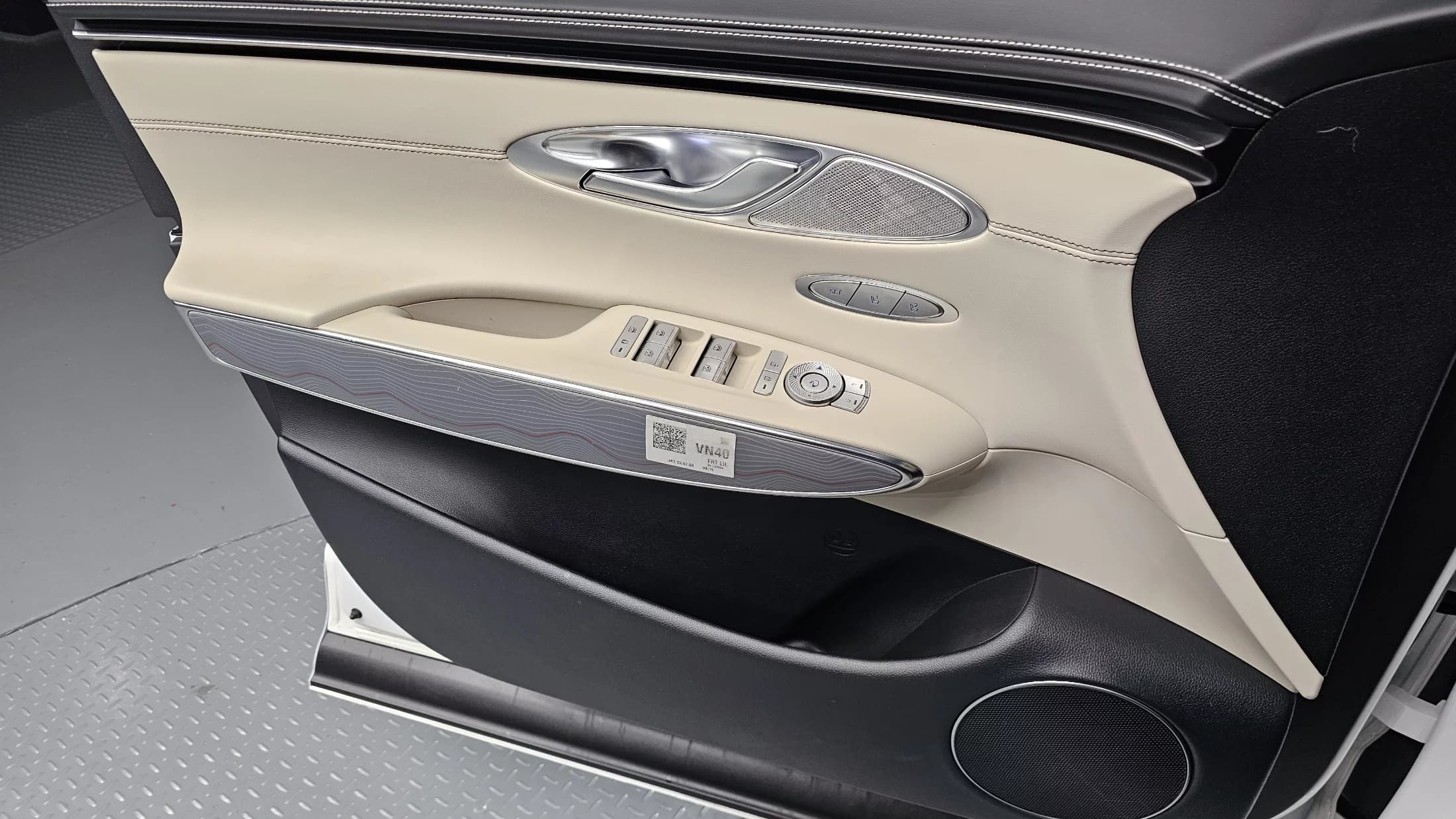 Genesis GV70 2.5T Gasoline AWD, 2023 г. 11843 км. — фото 14