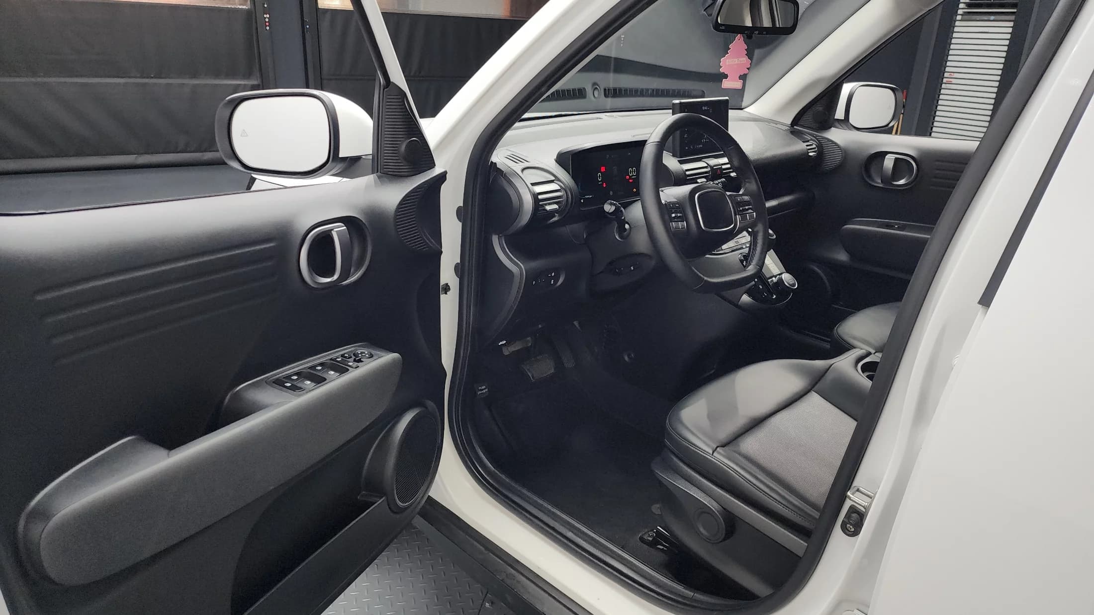 Hyundai Casper Inspiration, 2022 г. 82253 км. — фото 10