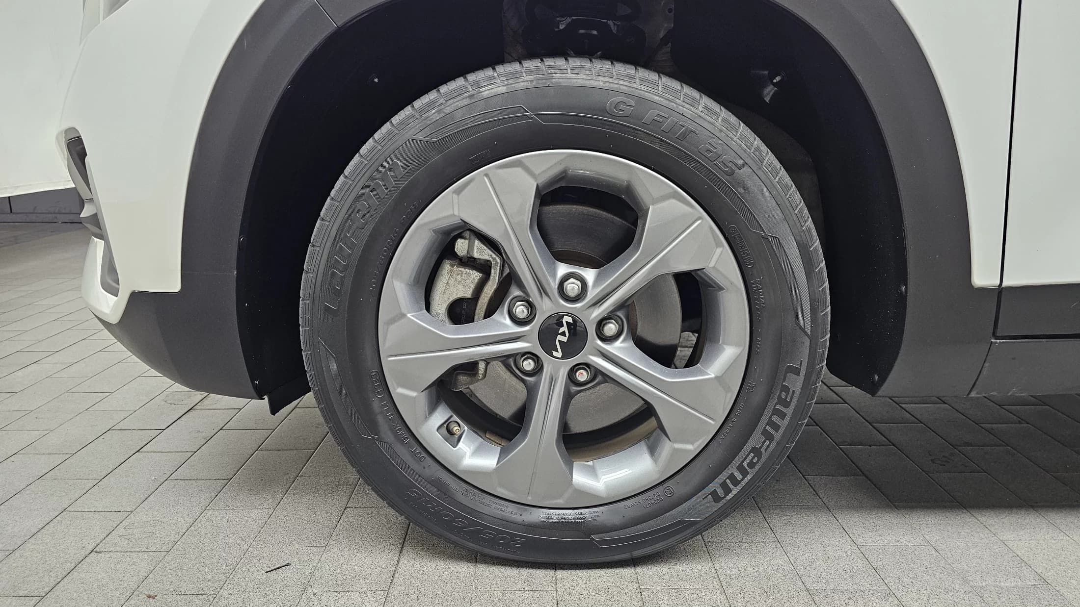 Kia Seltos Gasoline 1.6 Turbo 2WD Trendy, 2022 г. 93132 км. — фото 5