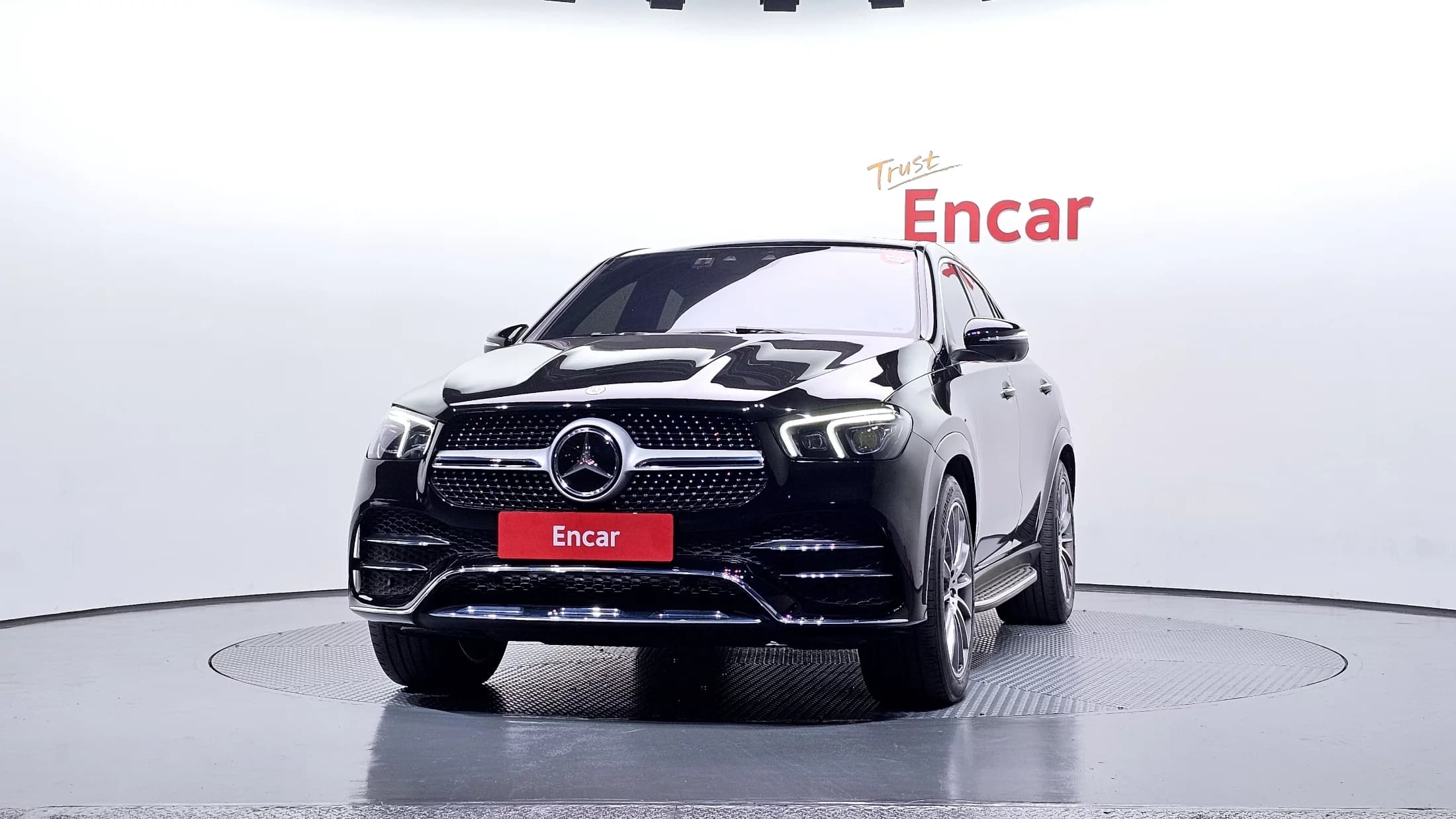 Mercedes-Benz GLE-Class GLE400d 4MATIC Coupe, 2023 г. 56341 км. — фото 3