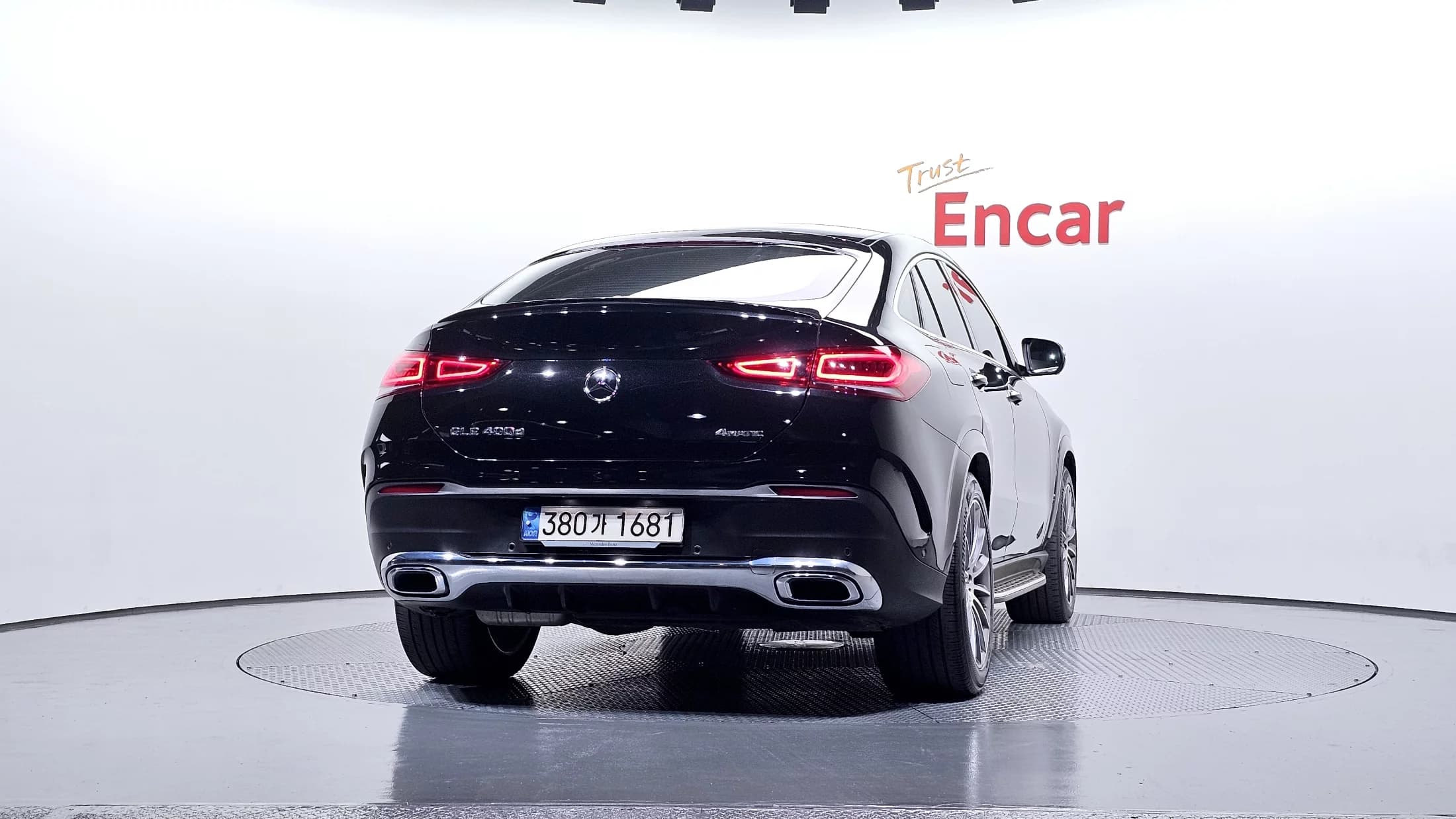 Mercedes-Benz GLE-Class GLE400d 4MATIC Coupe, 2023 г. 56341 км. — фото 4
