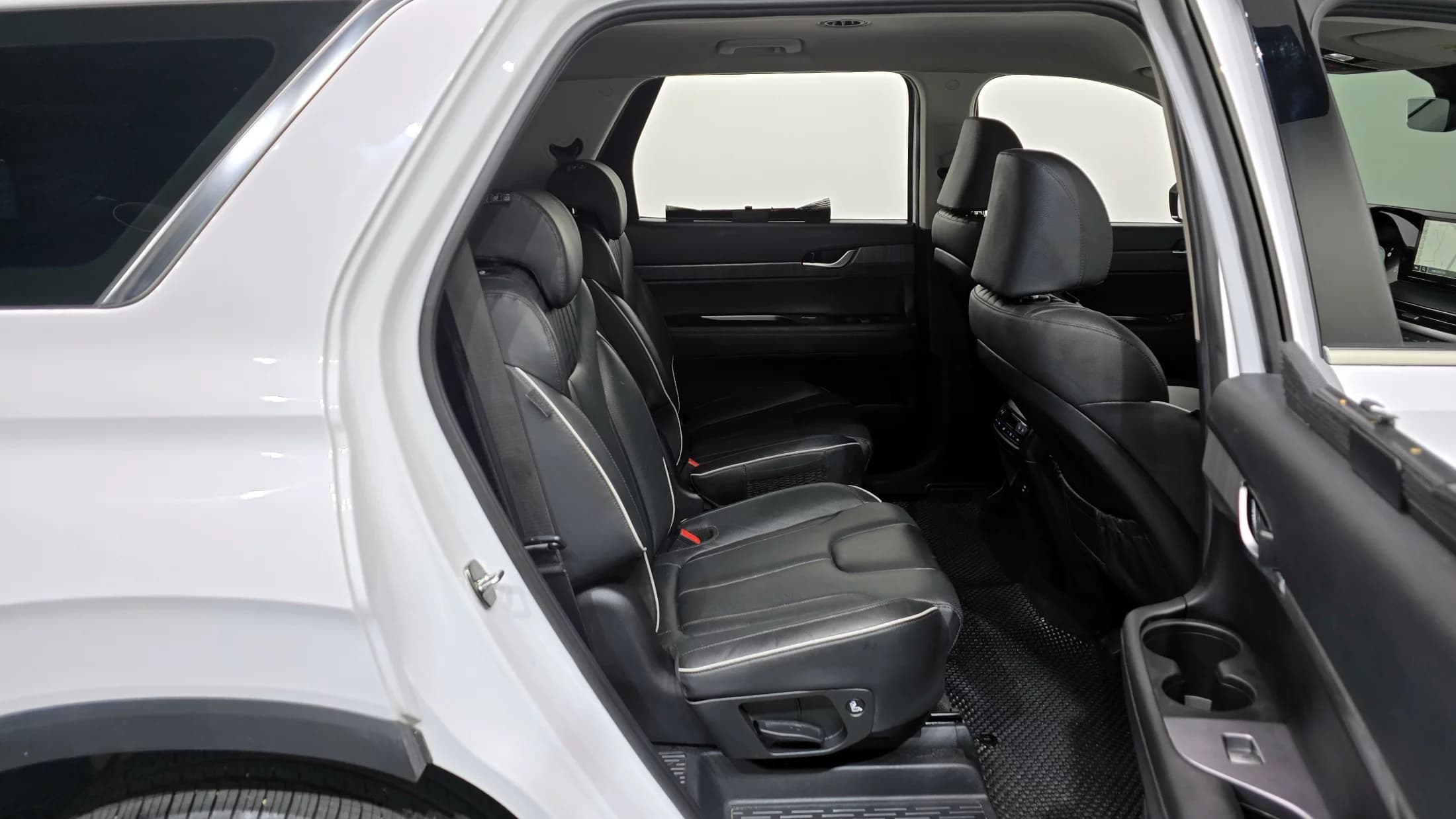 Hyundai Palisade Diesel 2.2 4WD Le Blanc, 2023 г. 29815 км. — фото 12