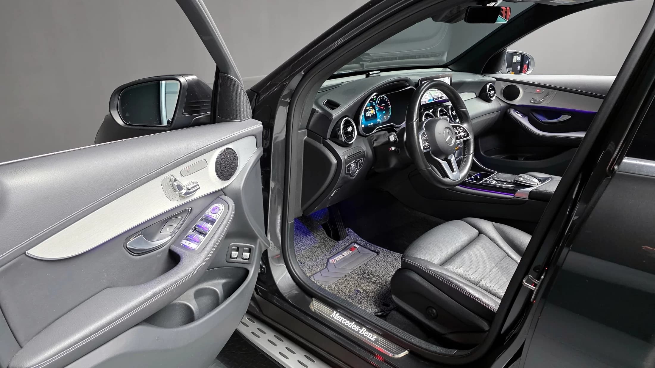 Mercedes-Benz GLC-Class GLC300e 4MATIC, гибрид, 2021 г. 127737 км. — фото 10