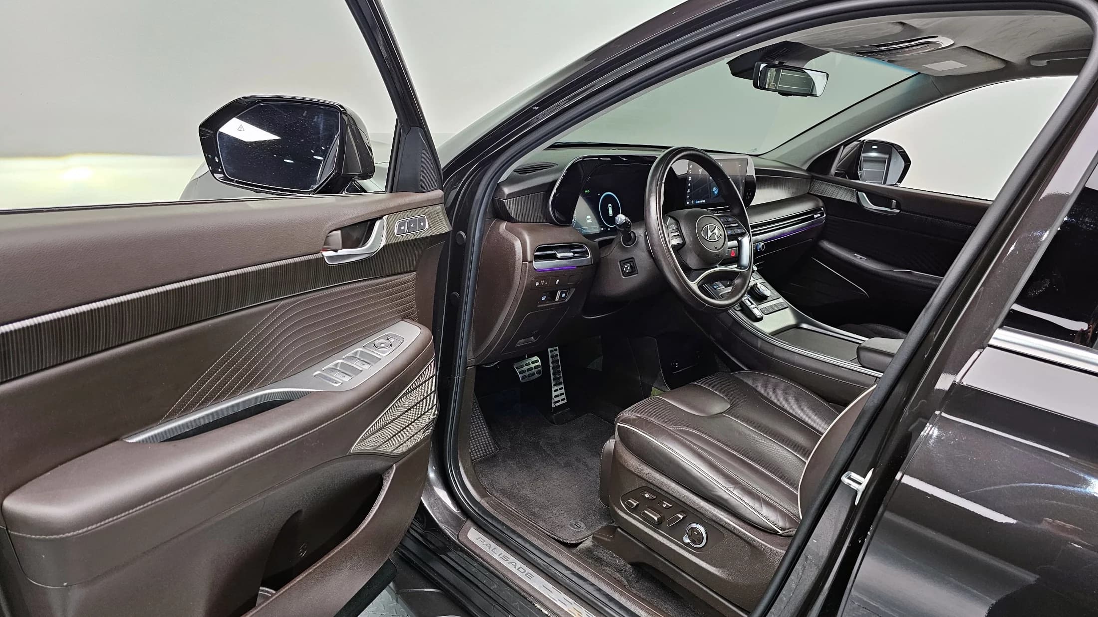 Hyundai Palisade Gasoline 3.8 4WD Calligraphy, 2023 г. 53596 км. — фото 11