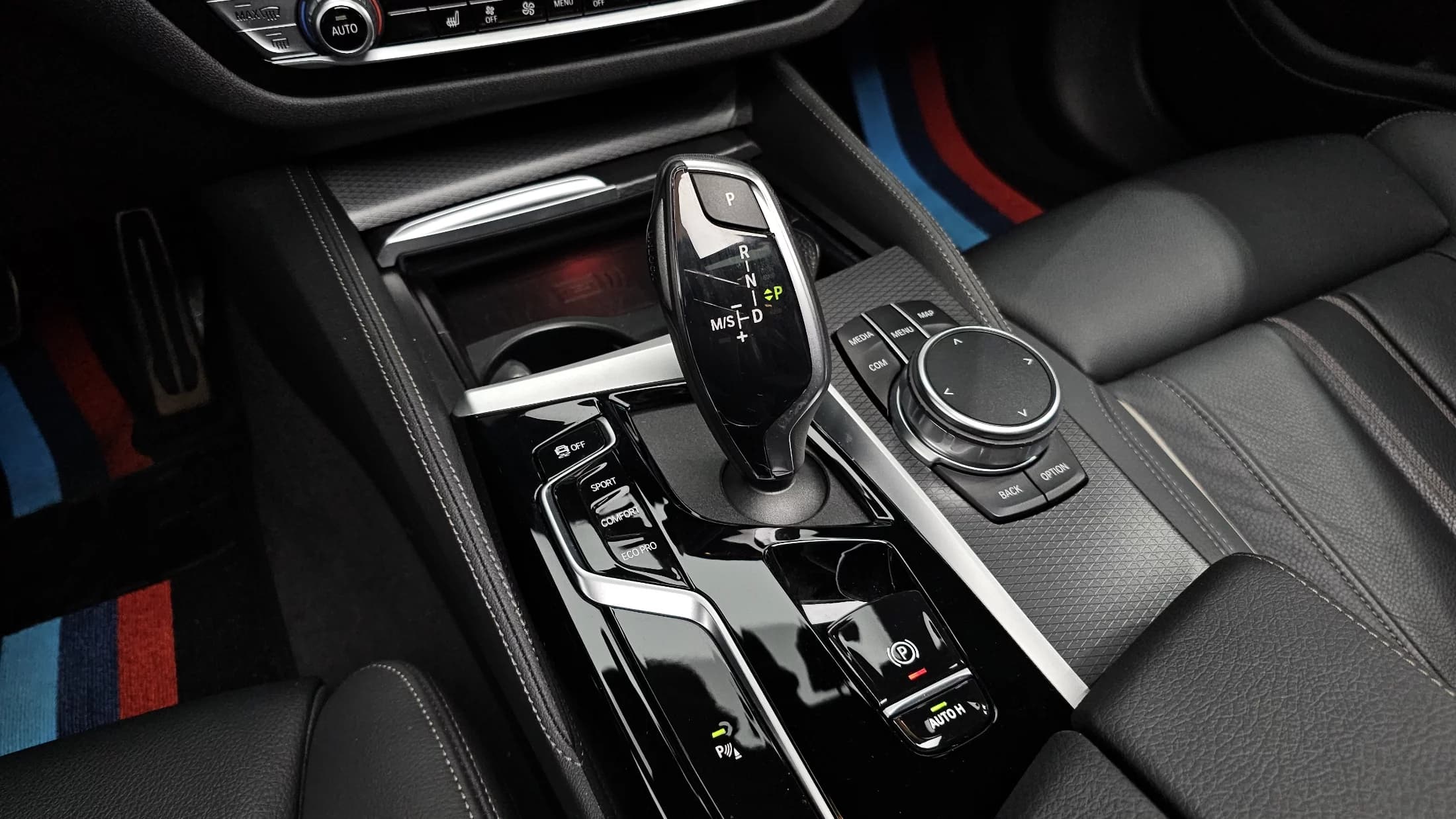 BMW 5-Series 520i M Sport, 2022 г. 39664 км. — фото 9