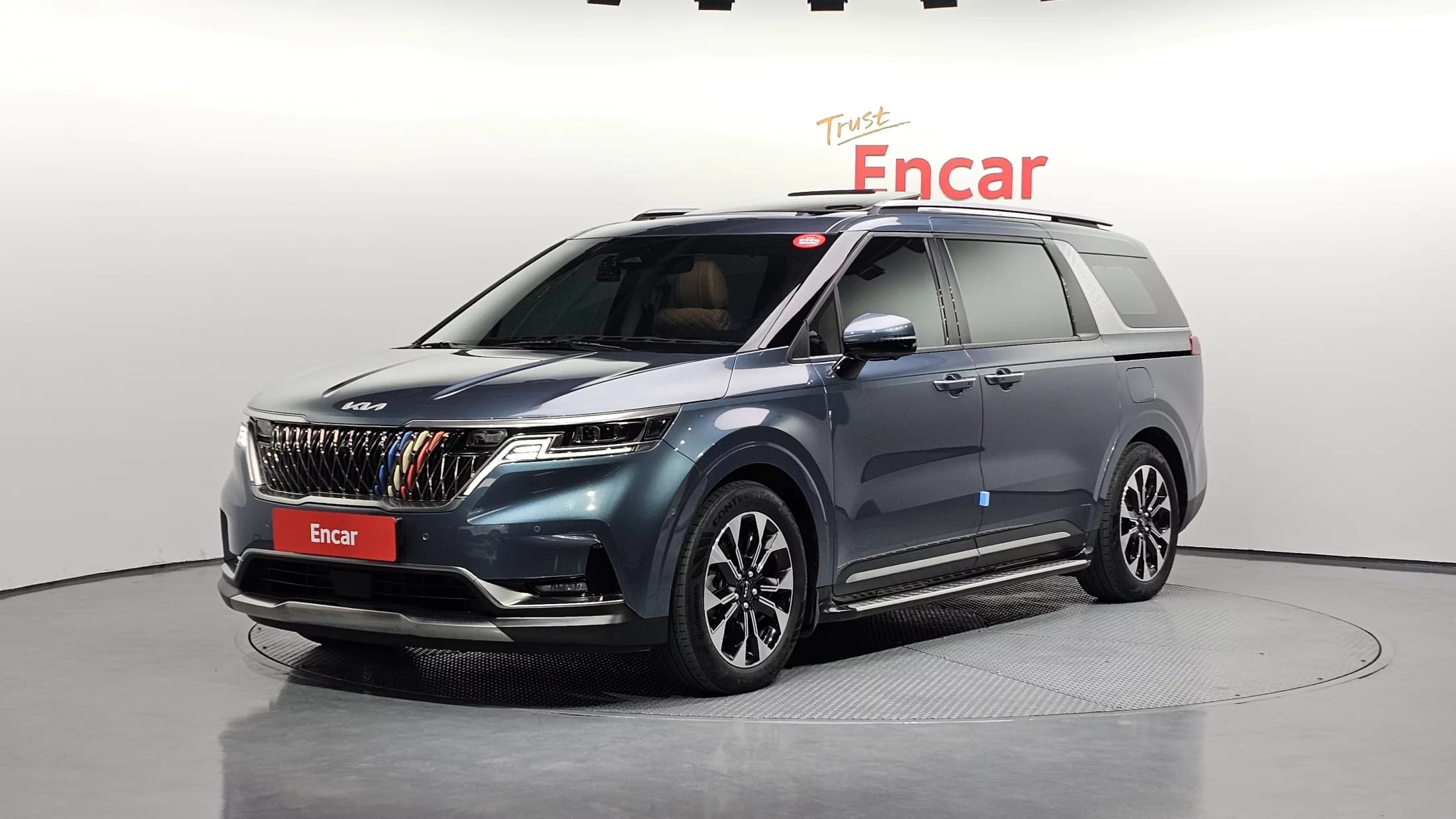 Kia Carnival 9-Seater Signature, 2023 г. 25563 км.