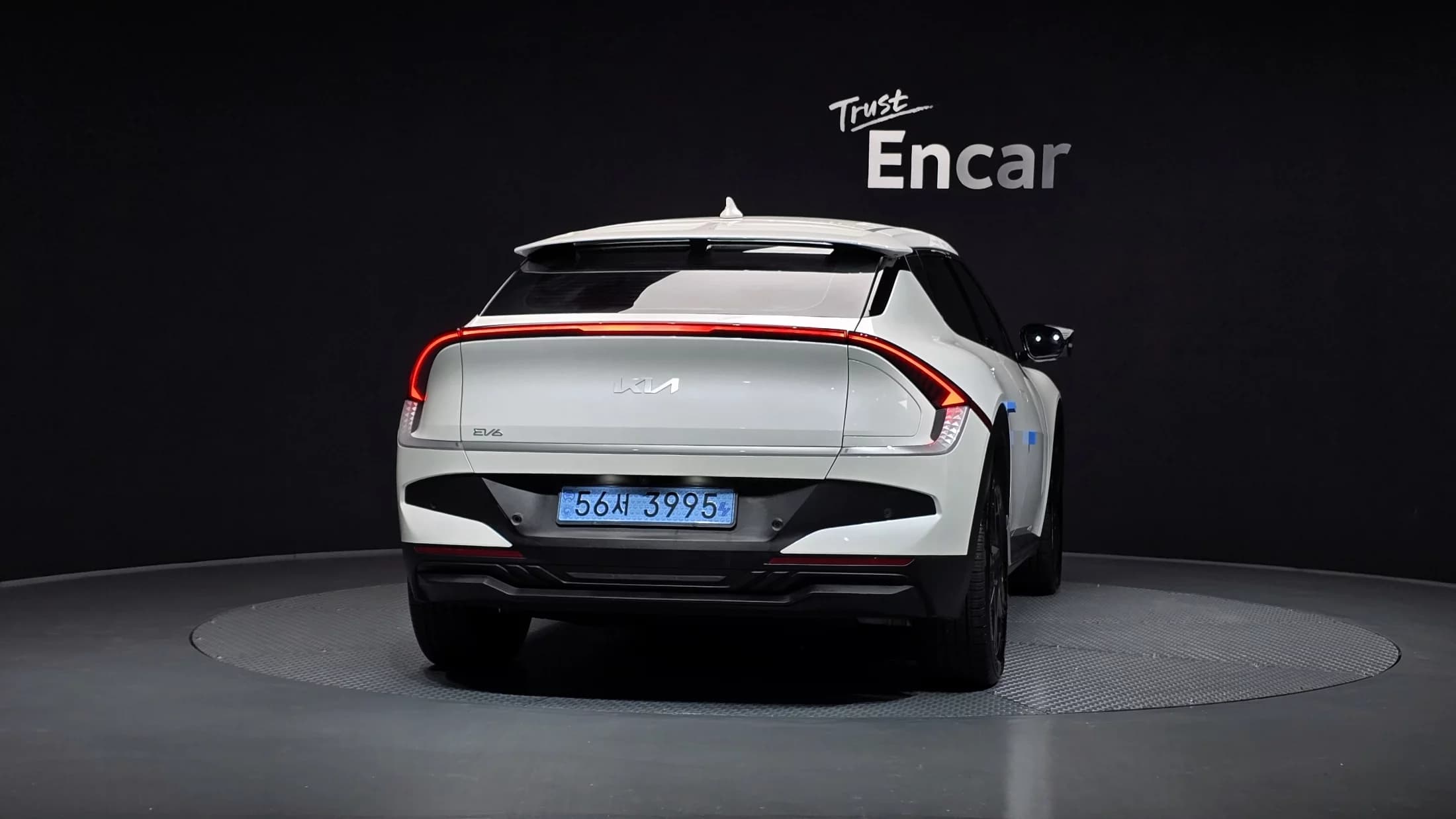 Kia EV6 Long Range 2WD Air, электромобиль, 2024 г. 20191 км. — фото 4