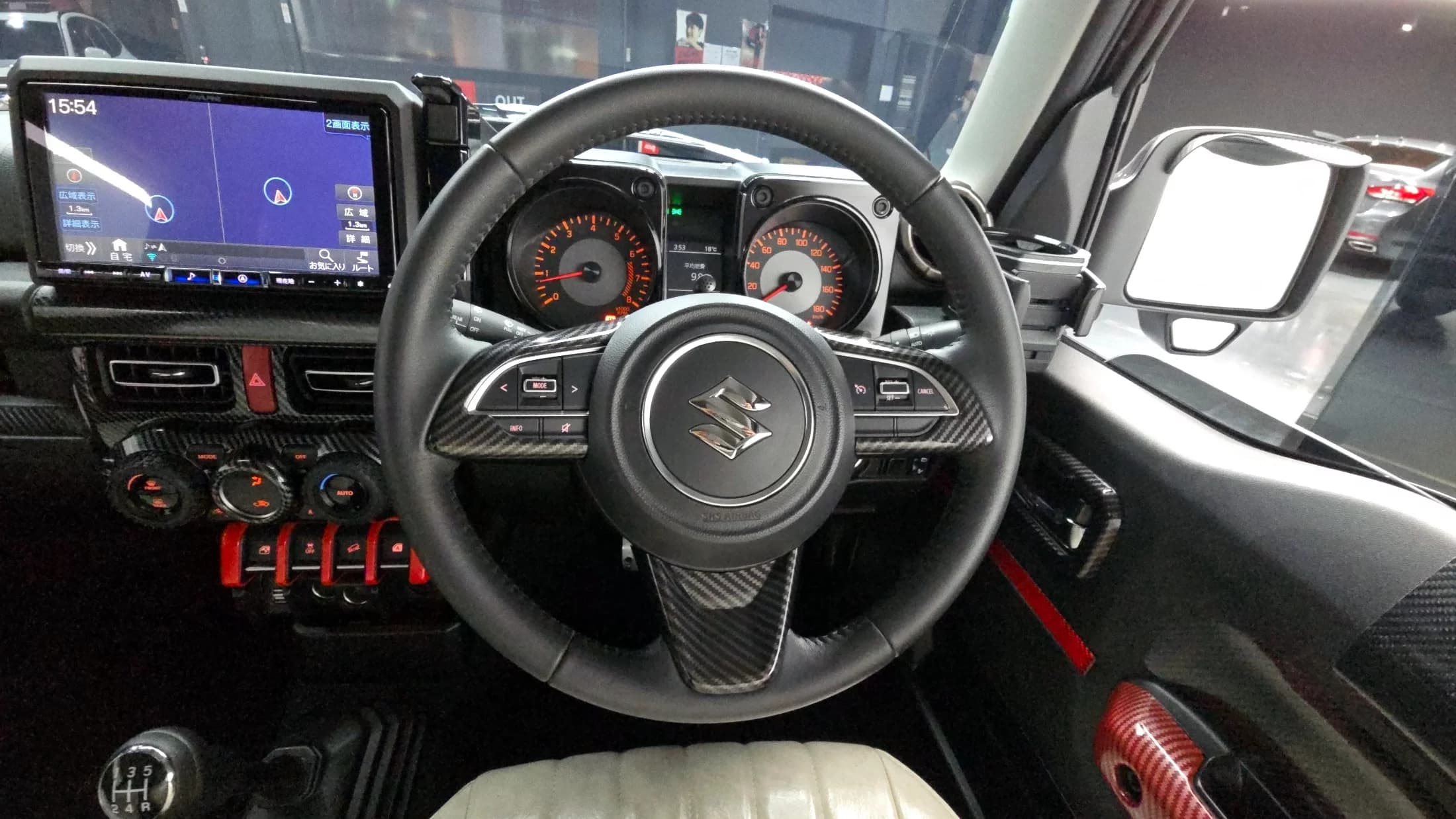 Suzuki JIMNY 1.5, 2024 г. 7639 км. — фото 13