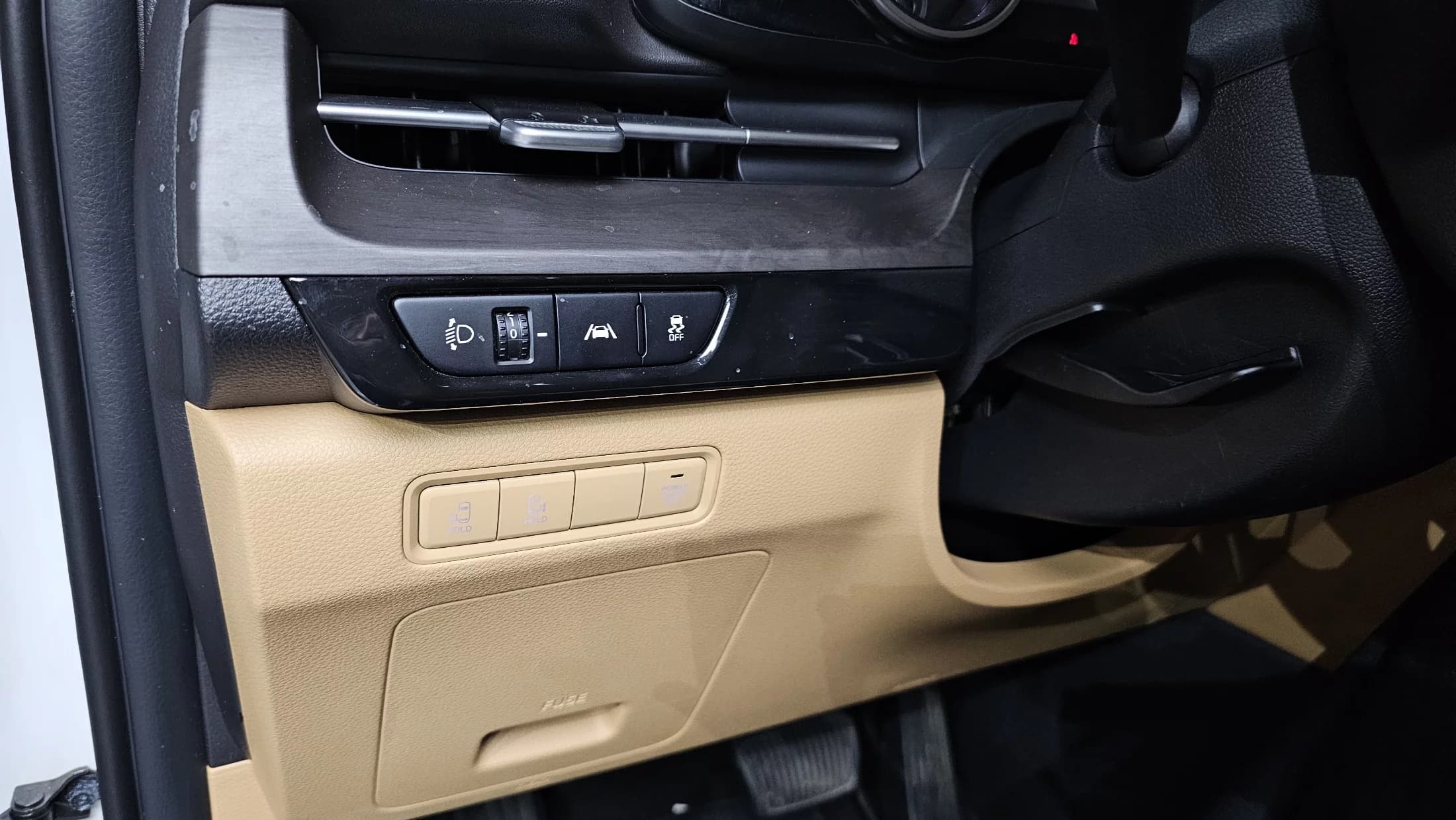 Kia Carnival 9-Seater Prestige, 2022 г. 58767 км. — фото 14