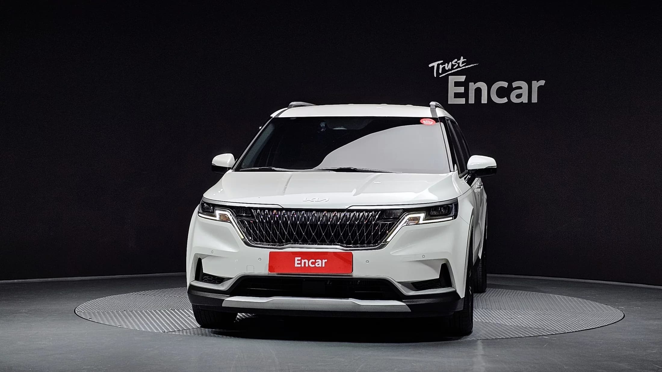 Kia Carnival 9-Seater Prestige, 2022 г. 58767 км. — фото 3