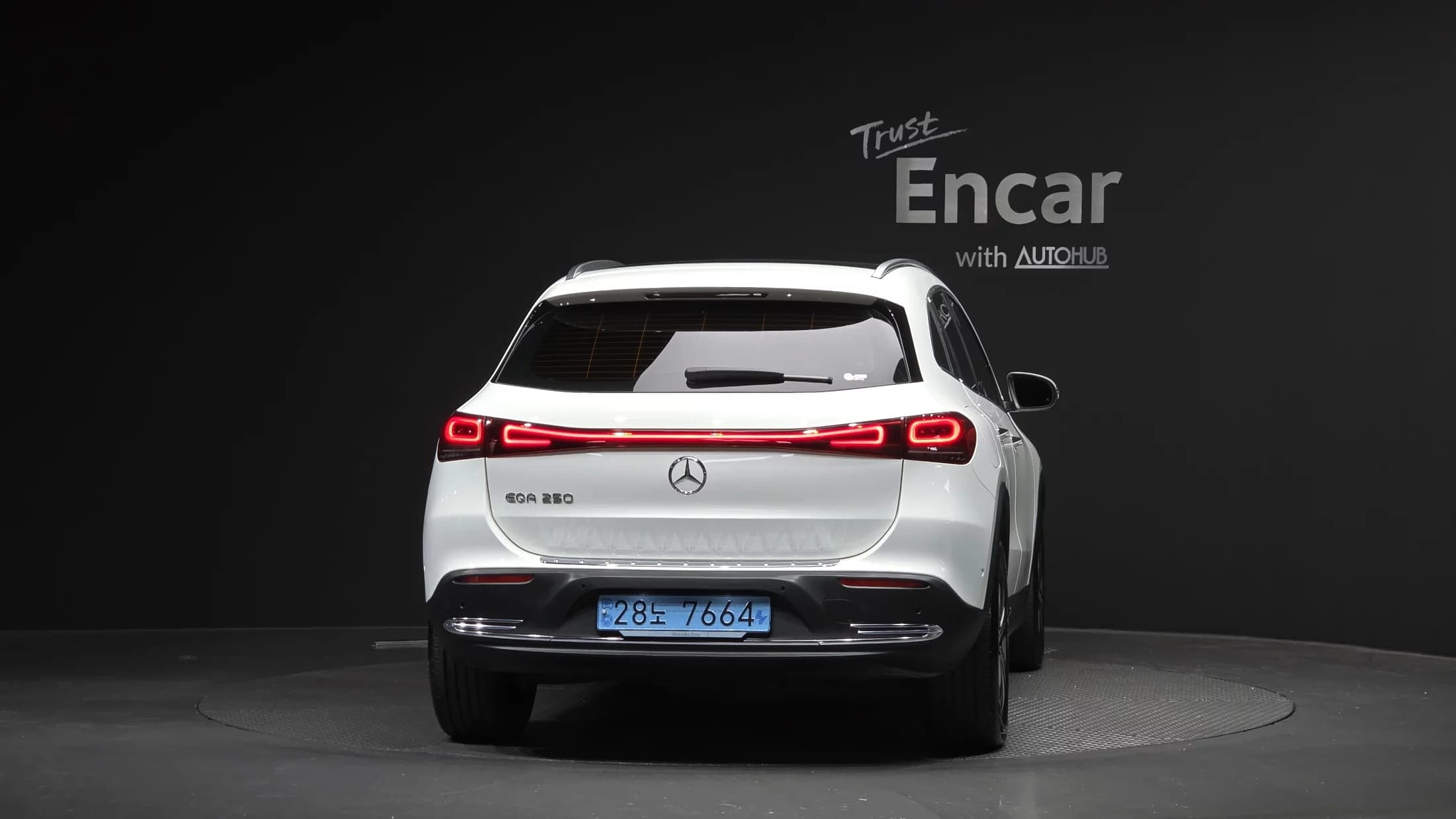 Mercedes-Benz EQA EQA250, электромобиль, 2023 г. 27012 км. — фото 4