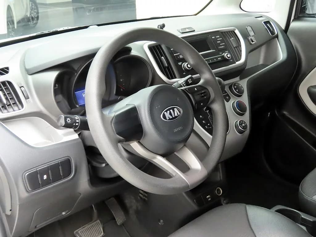 Kia RAY Van Standard, 2021 г. 123334 км. — фото 8