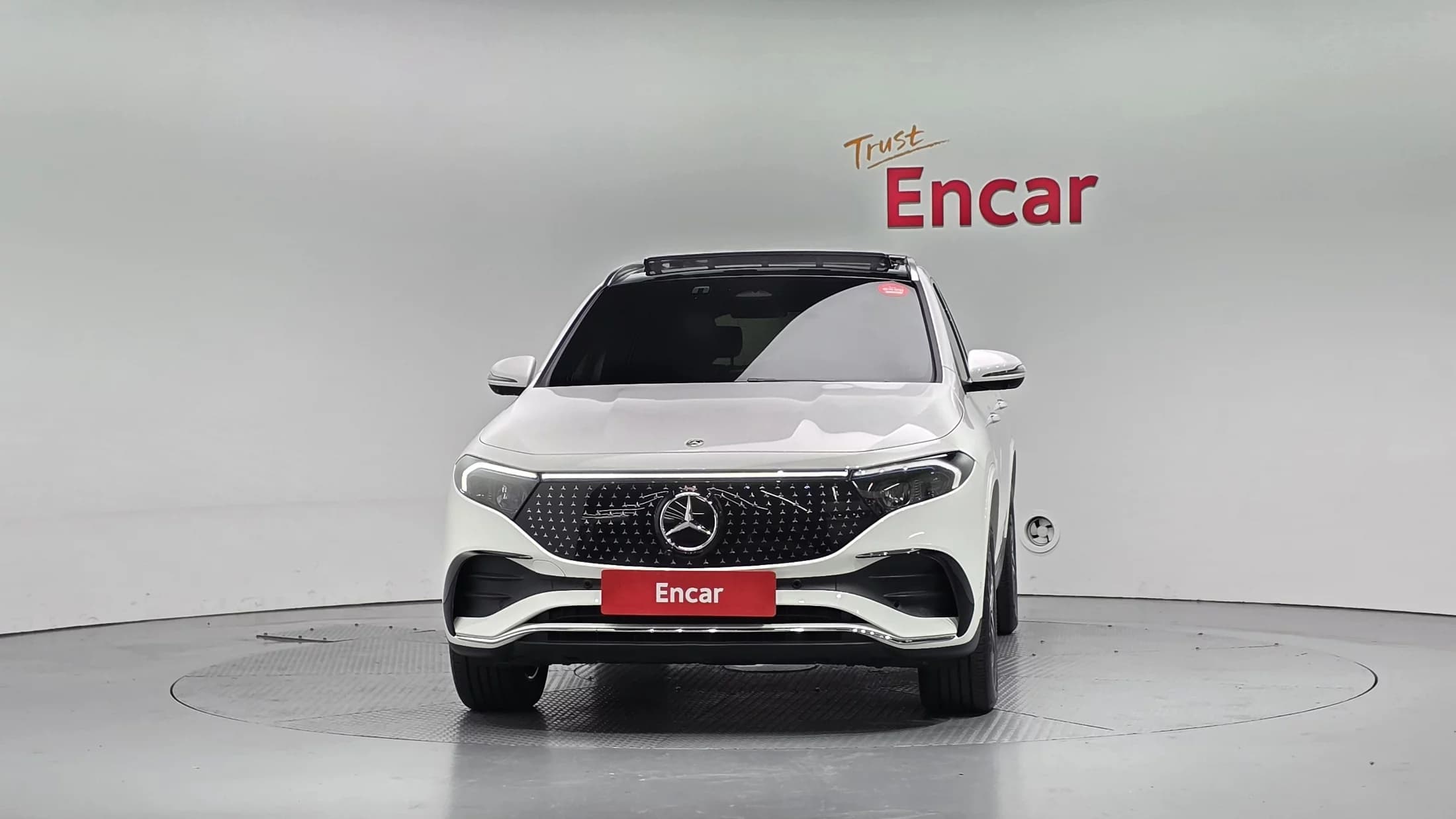 Mercedes-Benz EQA EQA250 AMG Line, электромобиль, 2024 г. 11608 км. — фото 3