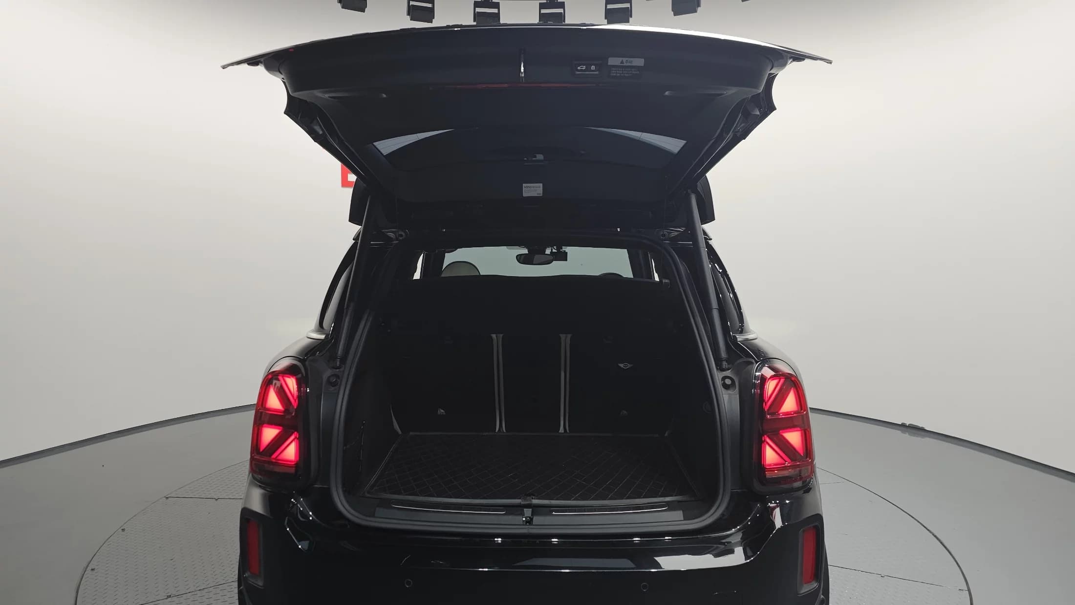 MINI Countryman ALL4 Shadow Edition 2nd, 2021 г. 113823 км. — фото 20