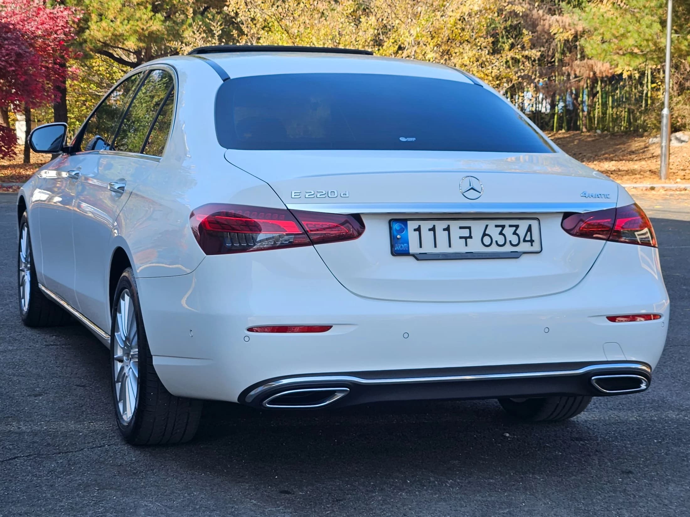 Mercedes-Benz E-Class E220d 4MATIC Exclusive, 2022 г. 62802 км. — фото 6