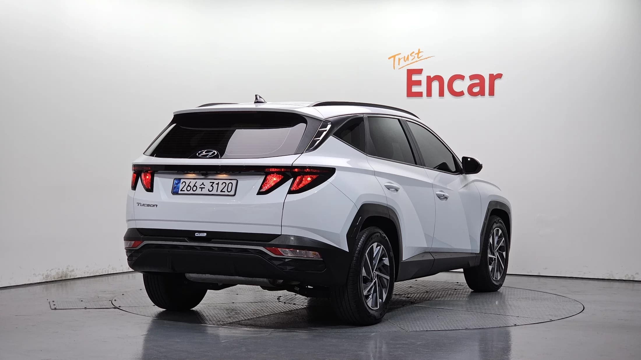 Hyundai Tucson Gasoline 1.6 Turbo 2WD Premium, 2021 г. 32675 км. — фото 2