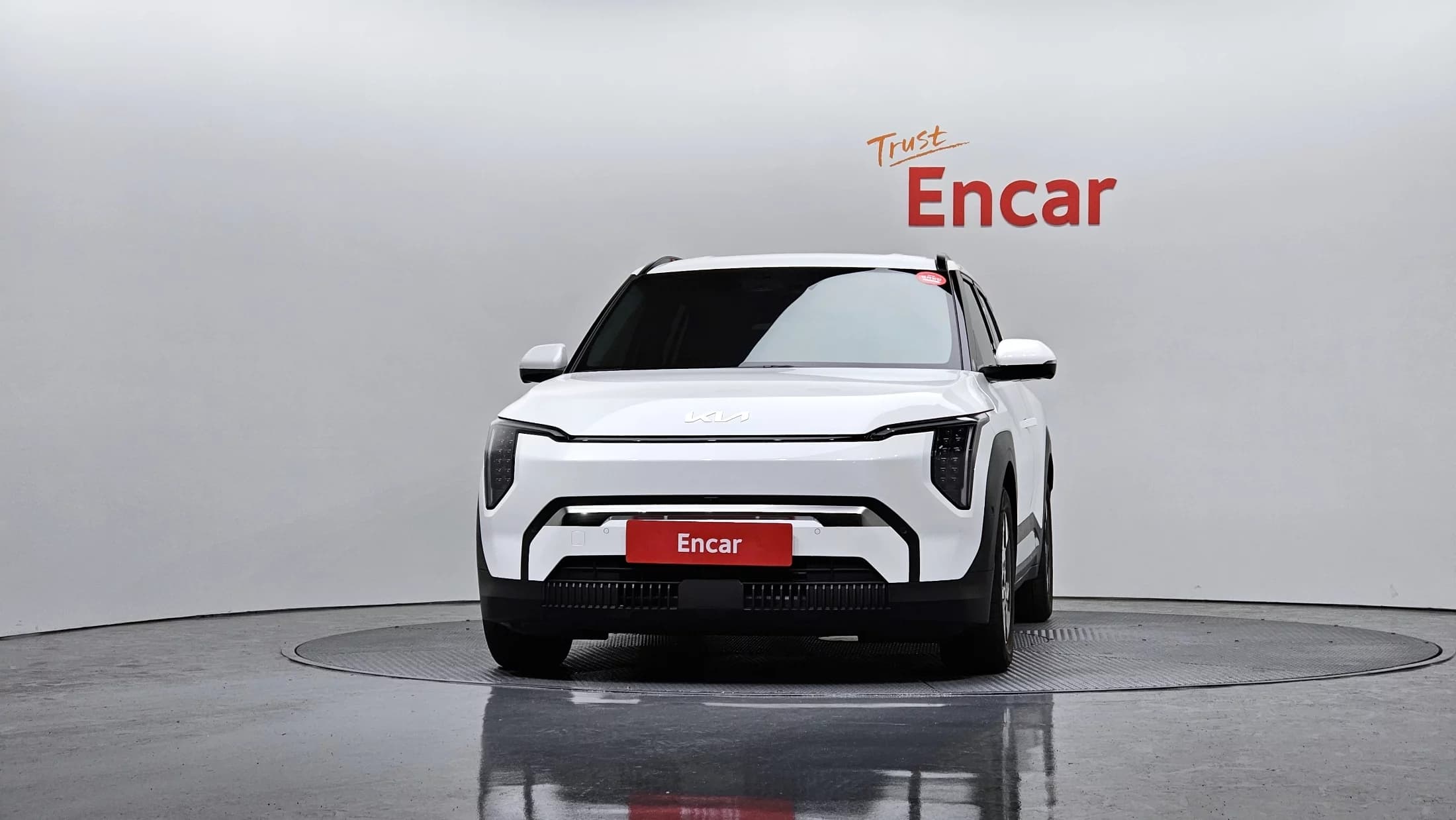 Kia EV3 Long Range 2WD Earth, электромобиль, 2024 г. 15843 км. — фото 3