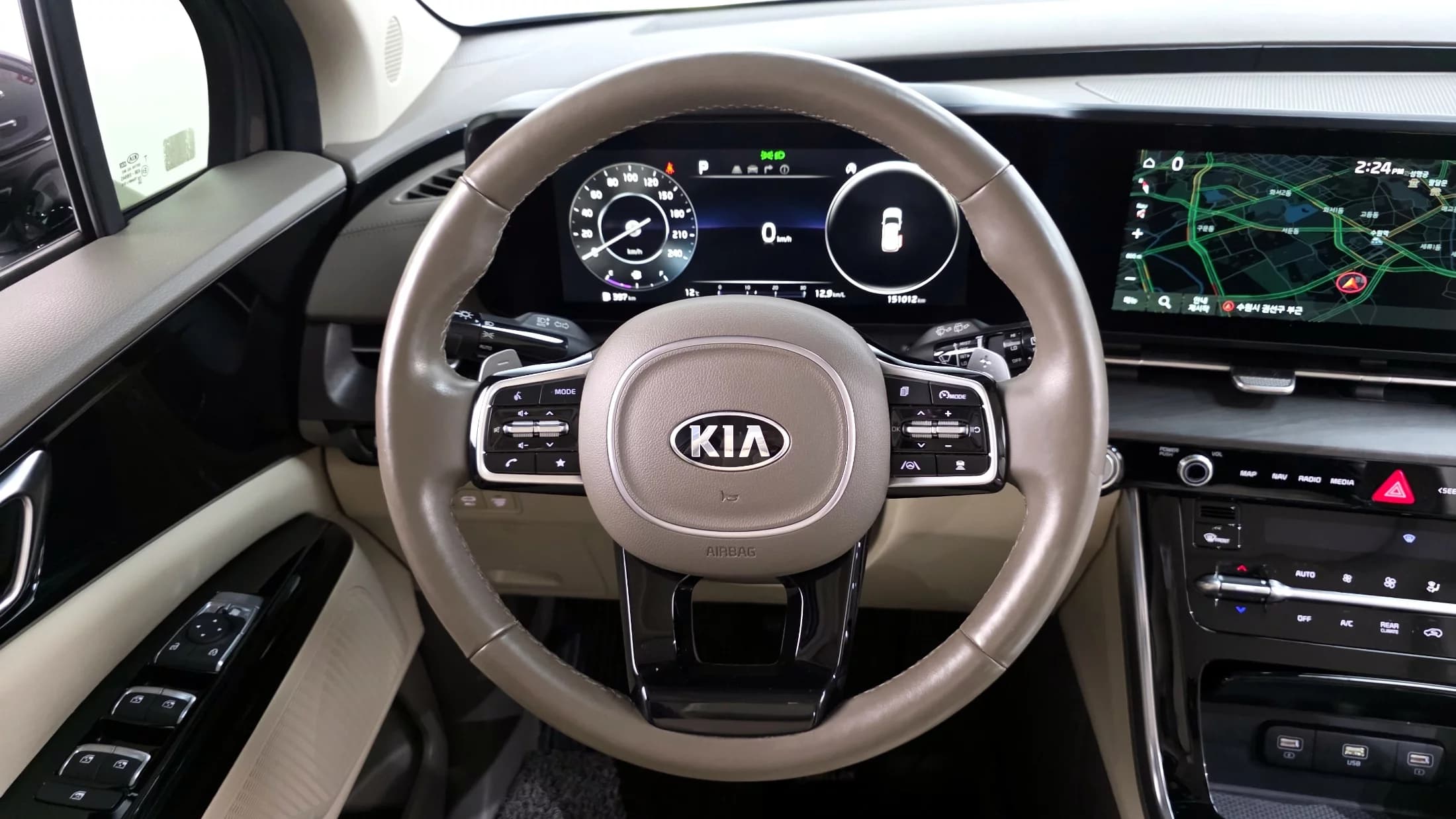 Kia Carnival 9-Seater Noblesse, 2021 г. 151147 км. — фото 13