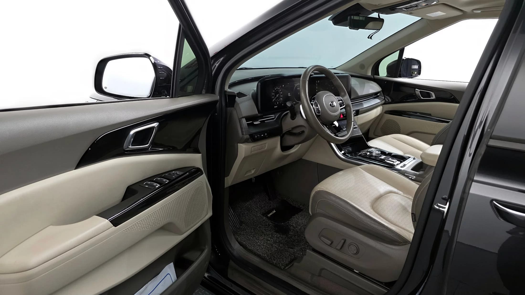 Kia Carnival 9-Seater Noblesse, 2021 г. 151147 км. — фото 10
