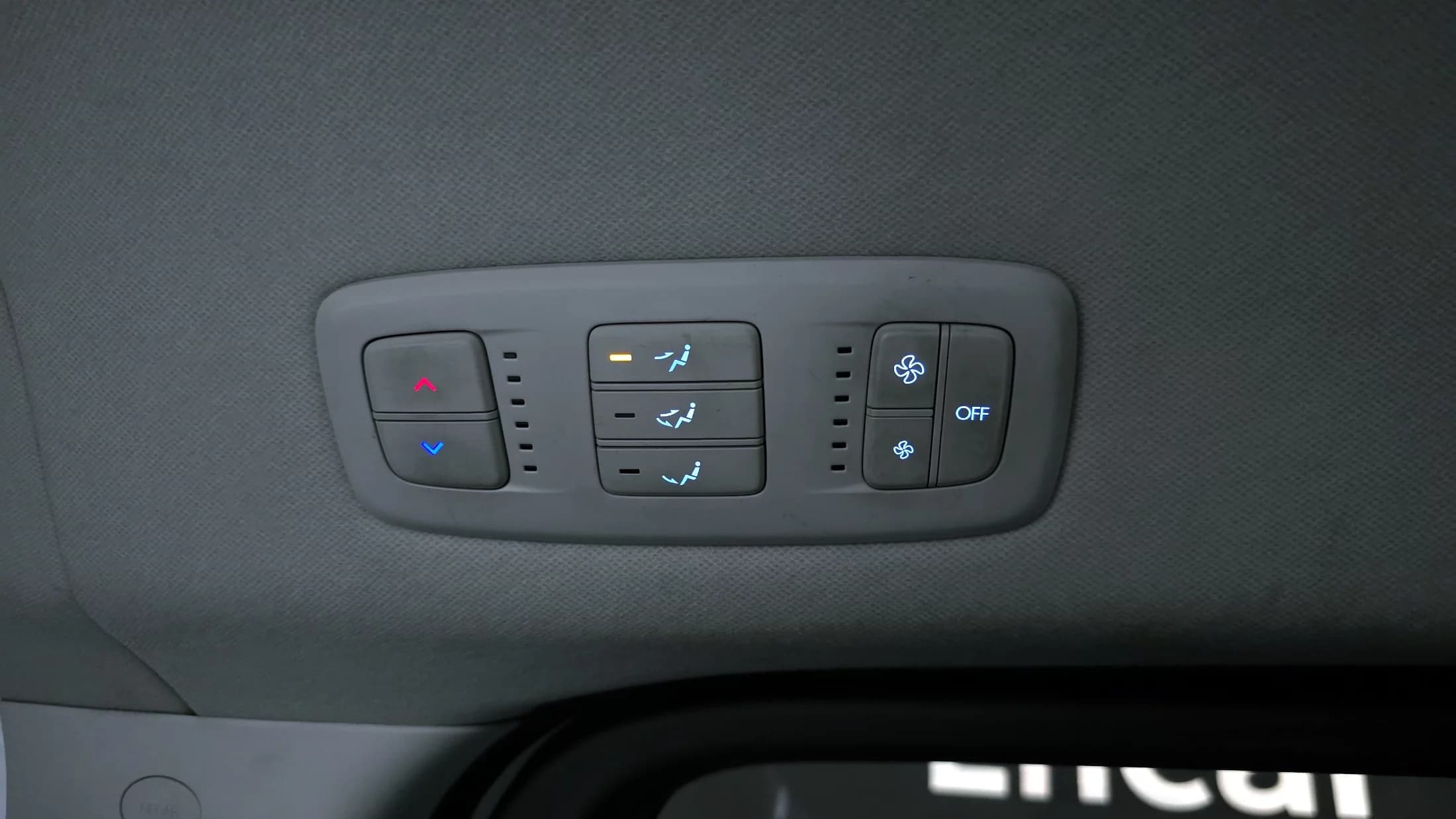 Hyundai Staria Tourer 9-Seater Modern, 2021 г. 67539 км. — фото 18