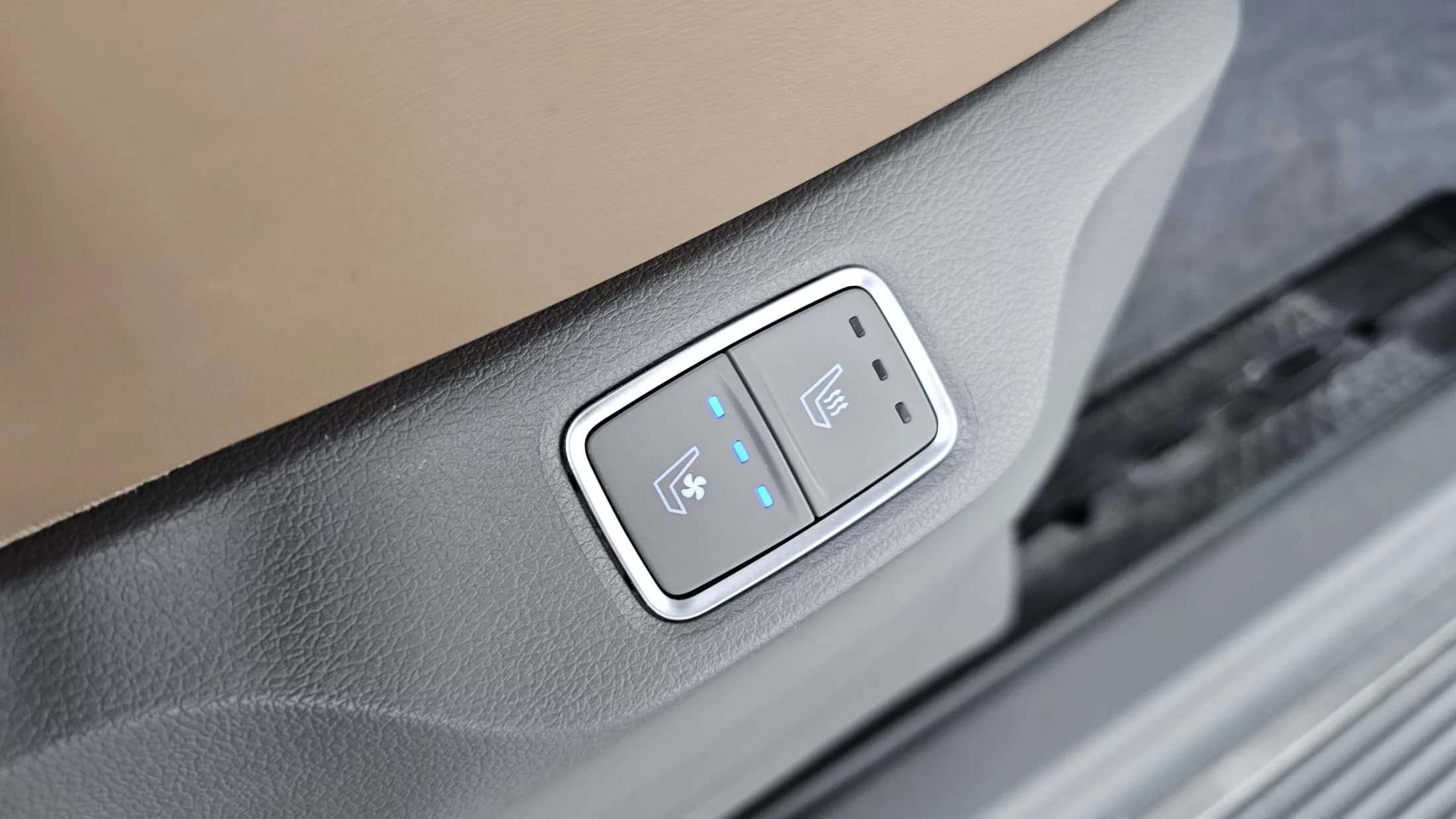 Hyundai Staria Lounge 9-Seater Inspiration, 2021 г. 74176 км. — фото 17
