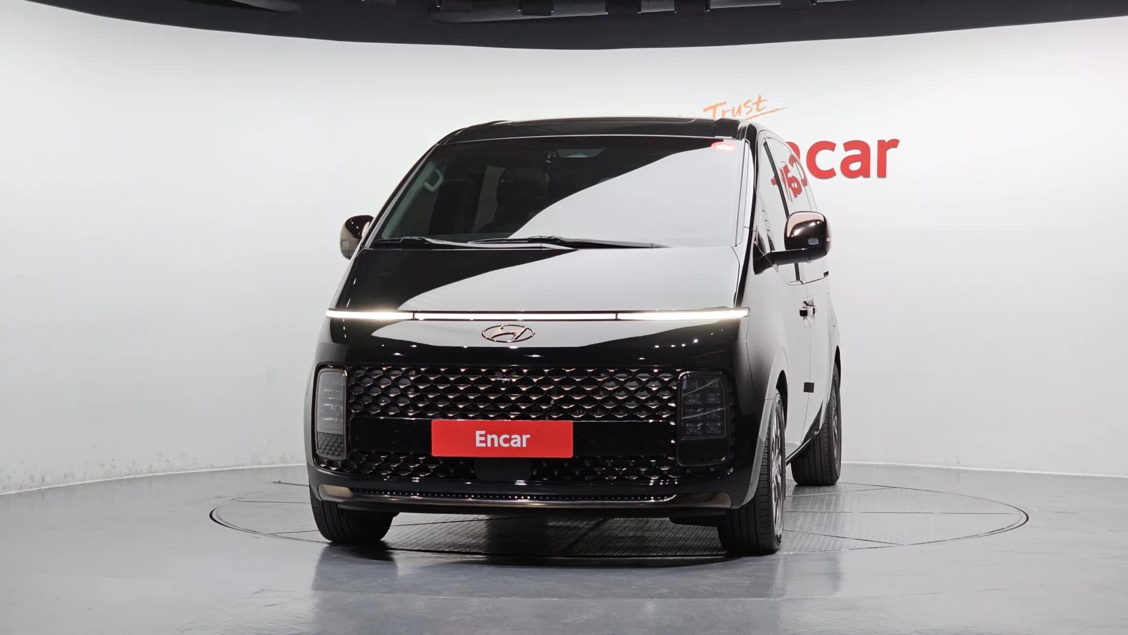 Hyundai Staria Lounge 9-Seater Inspiration, 2021 г. 74176 км. — фото 3